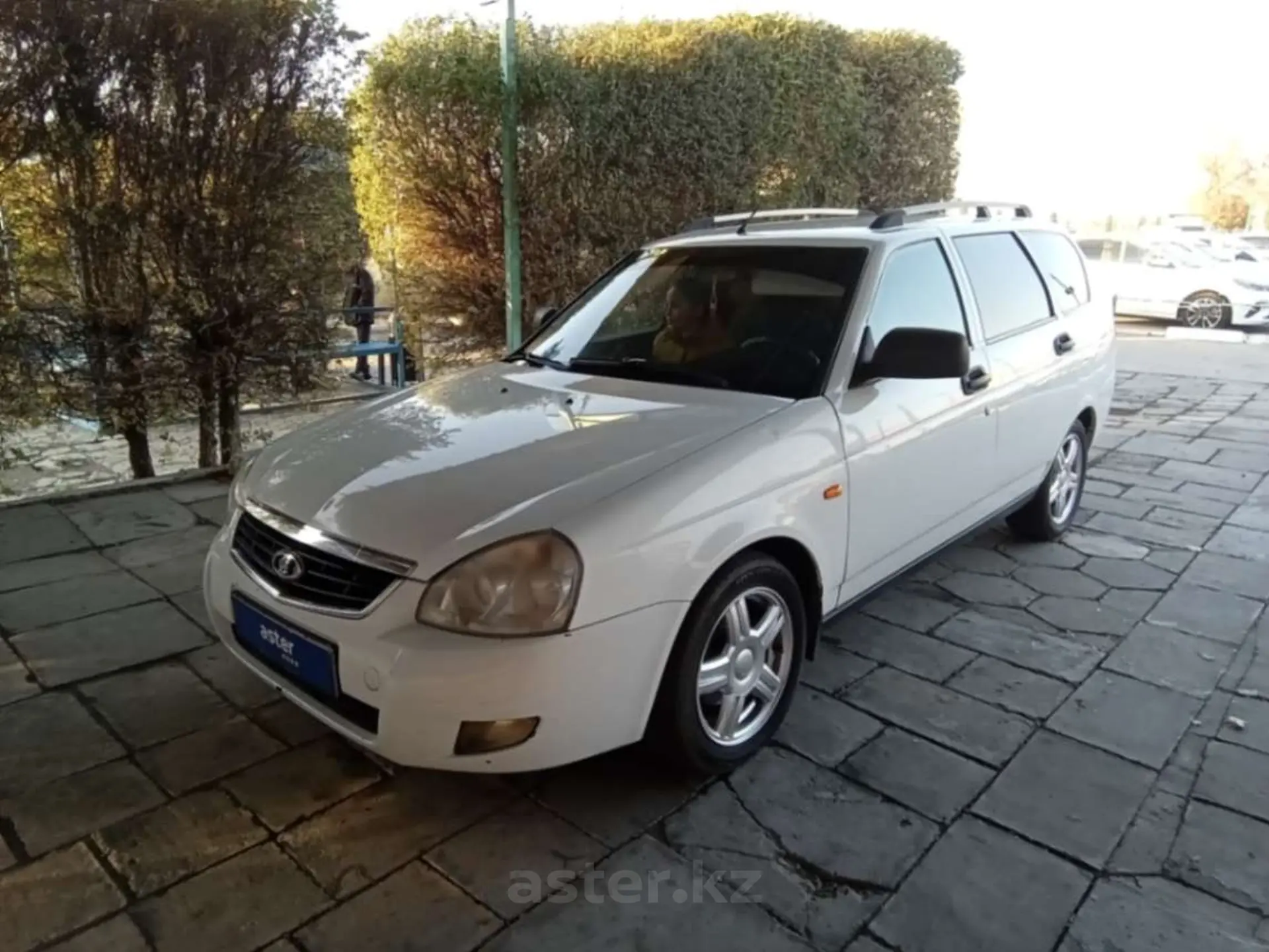 LADA (ВАЗ) Priora 2012