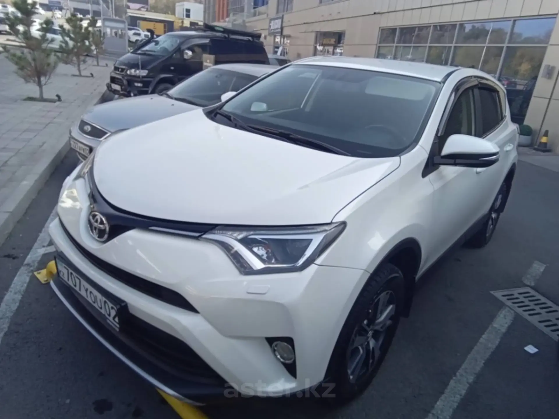 Toyota RAV4 2015