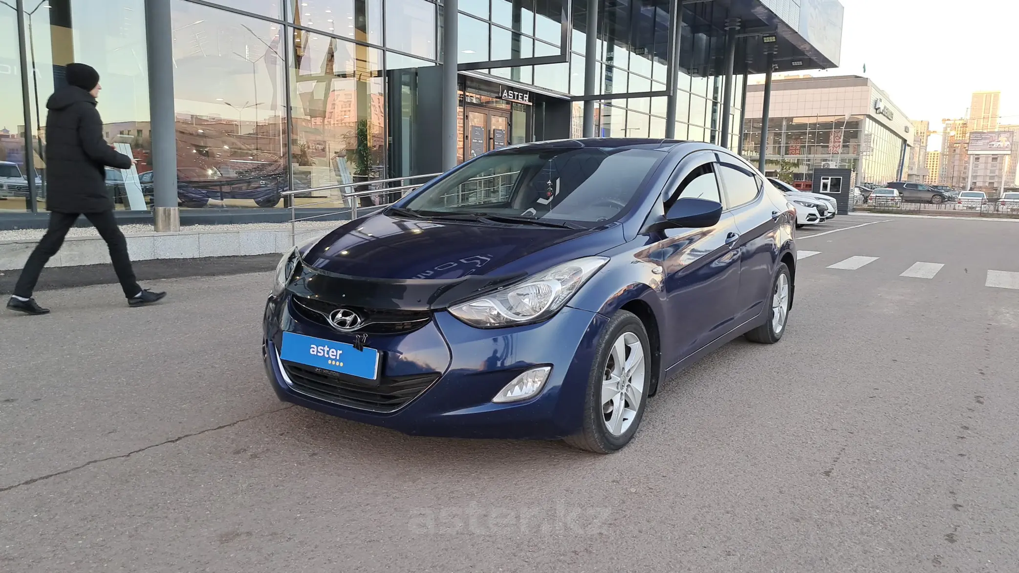 Hyundai Elantra 2012