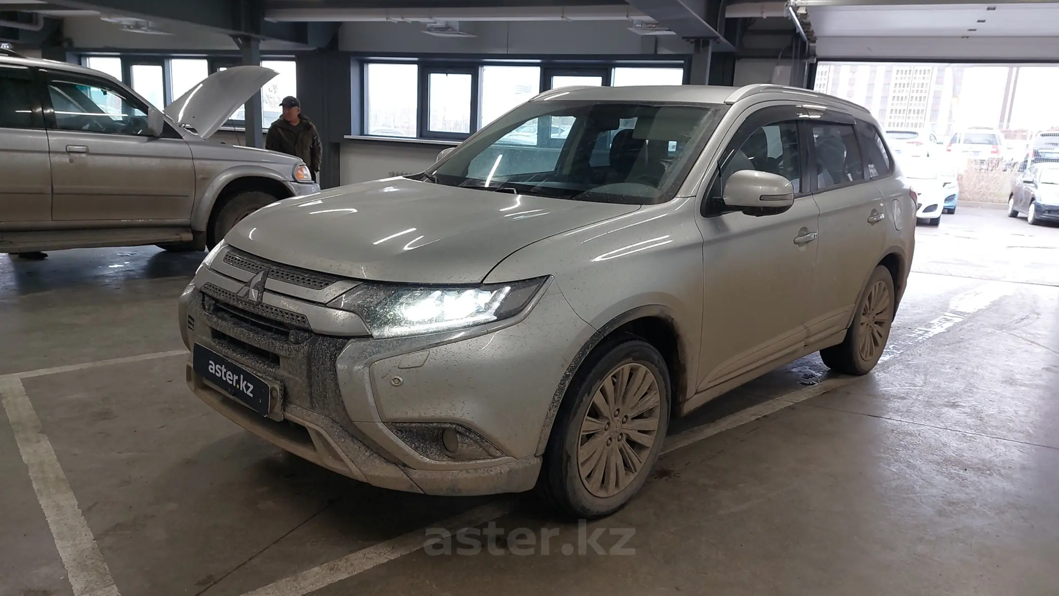 Mitsubishi Outlander 2021