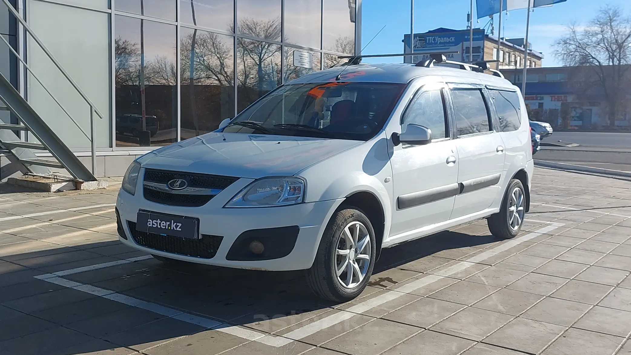 LADA (ВАЗ) Largus 2015