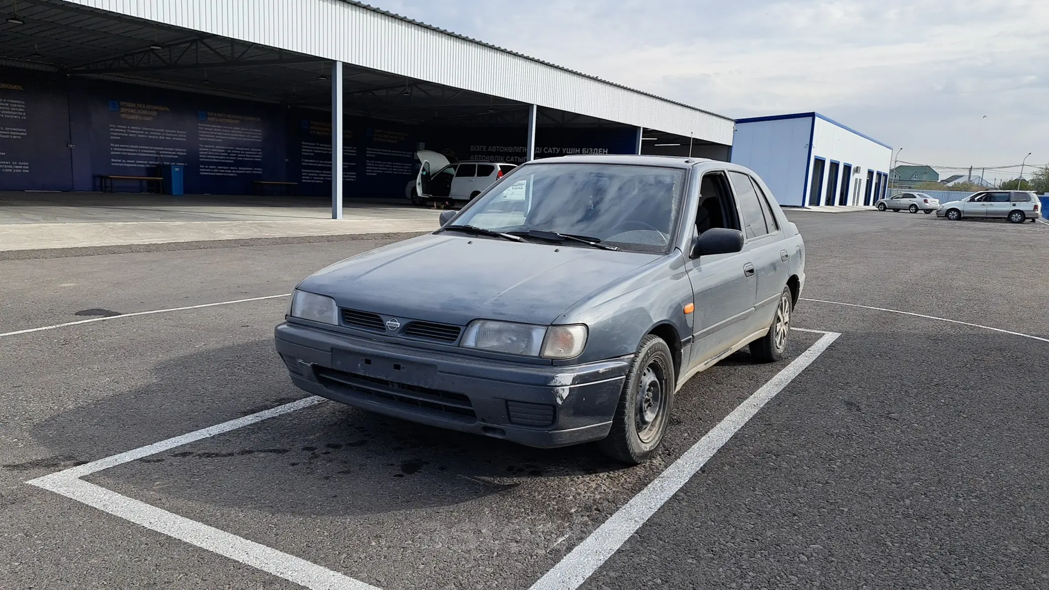 Nissan Sunny 1993