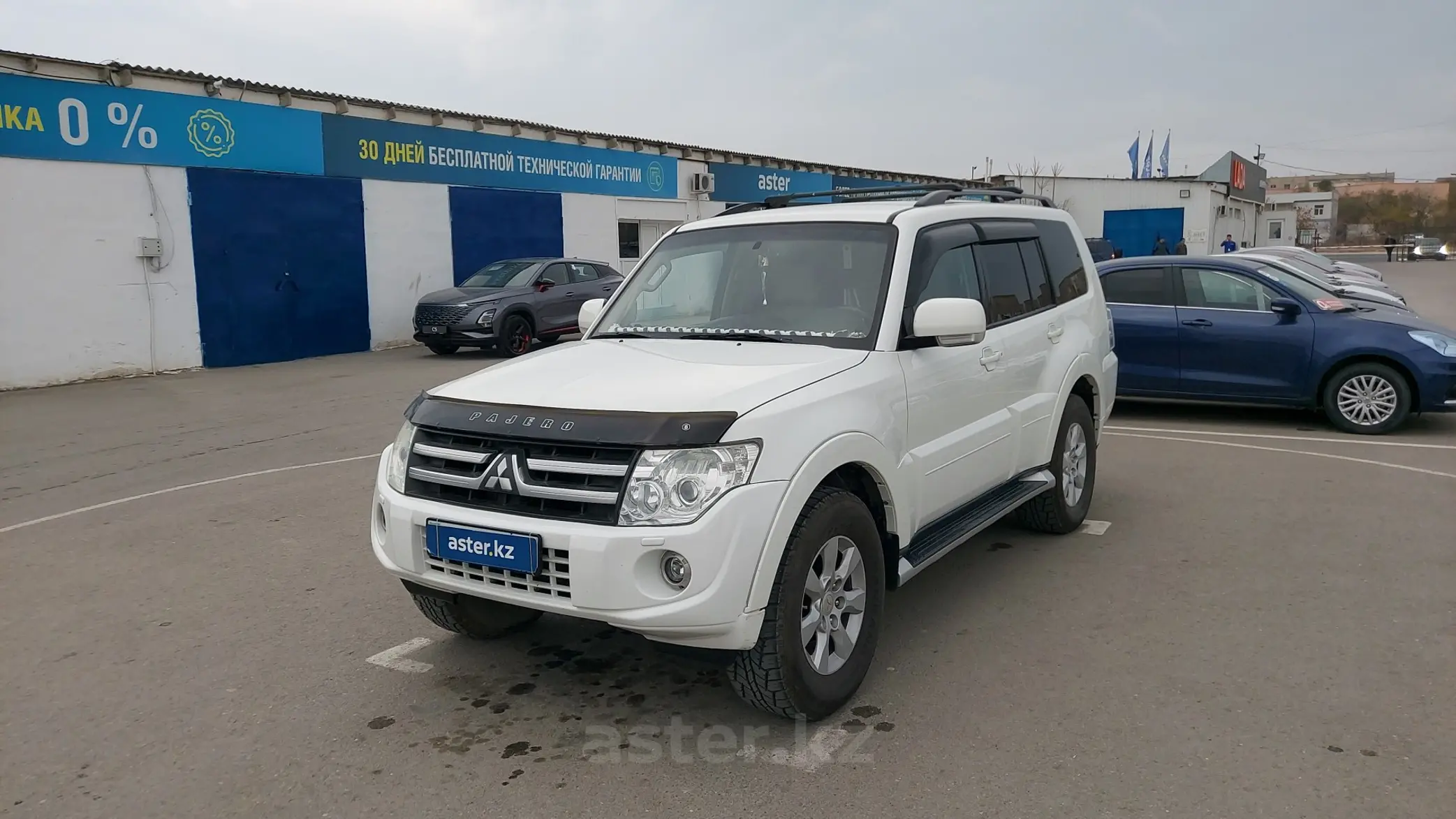 Mitsubishi Pajero 2012