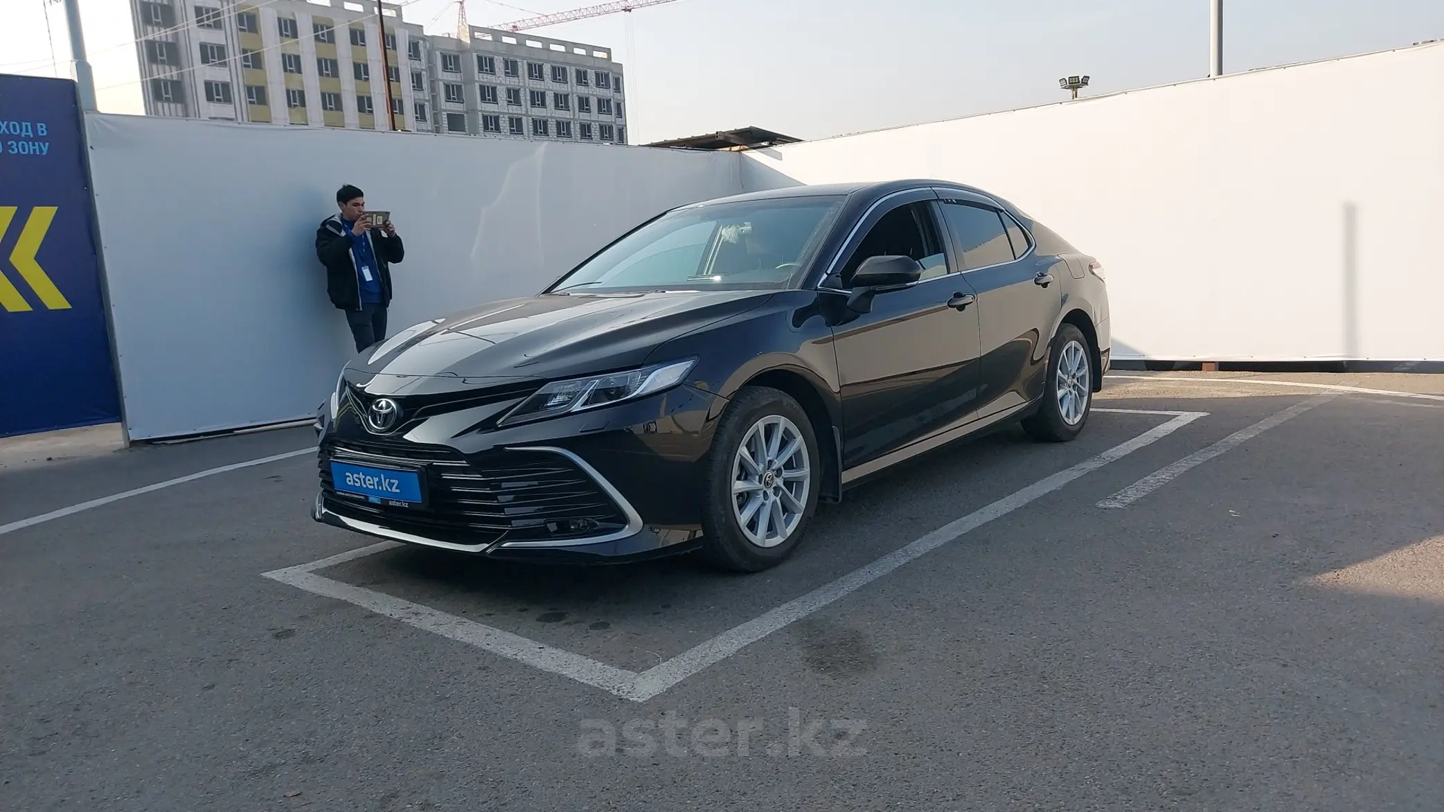 Toyota Camry 2021