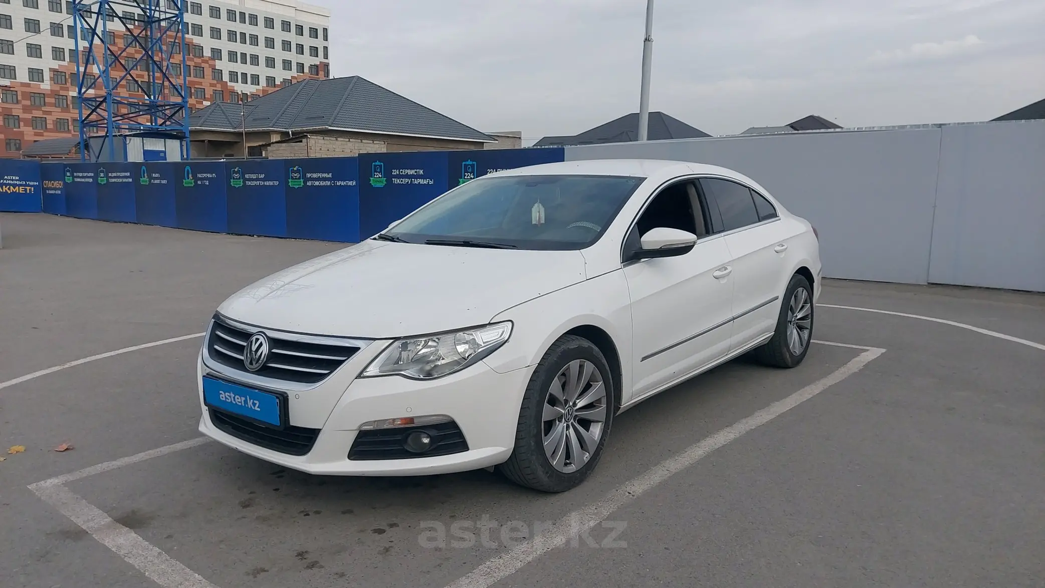 Volkswagen Passat CC 2011