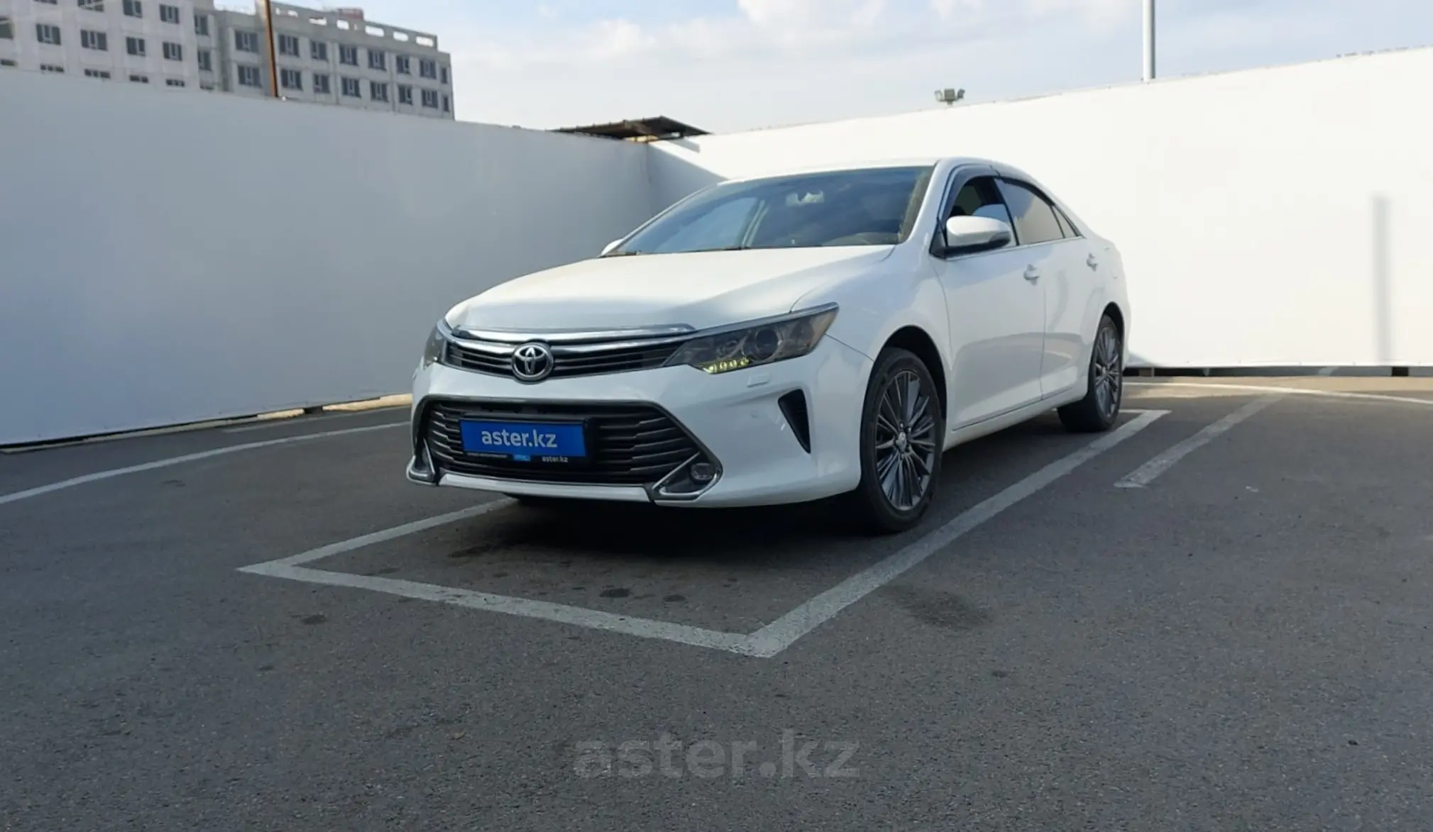 Toyota Camry 2015