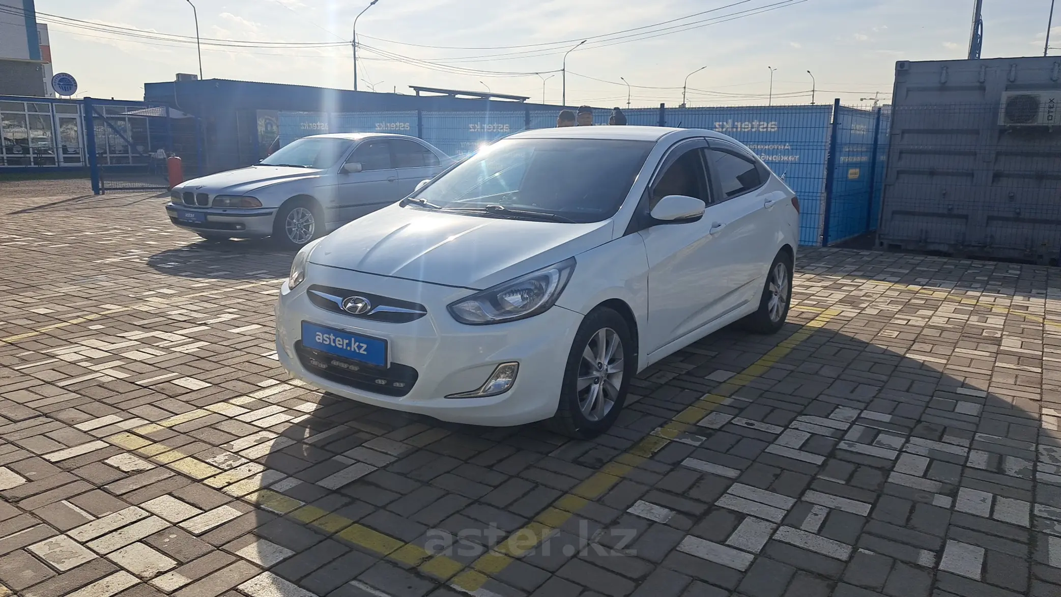 Hyundai Accent 2013