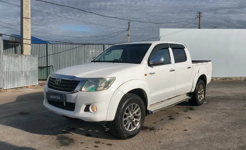 Hilux 2013 год. Тойота Хайлюкс 2012 года. Тойота Хайлюкс 2013 белый. Тойота Хайлюкс 2012. Тойота Хайлюкс Рестайлинг черный новый.