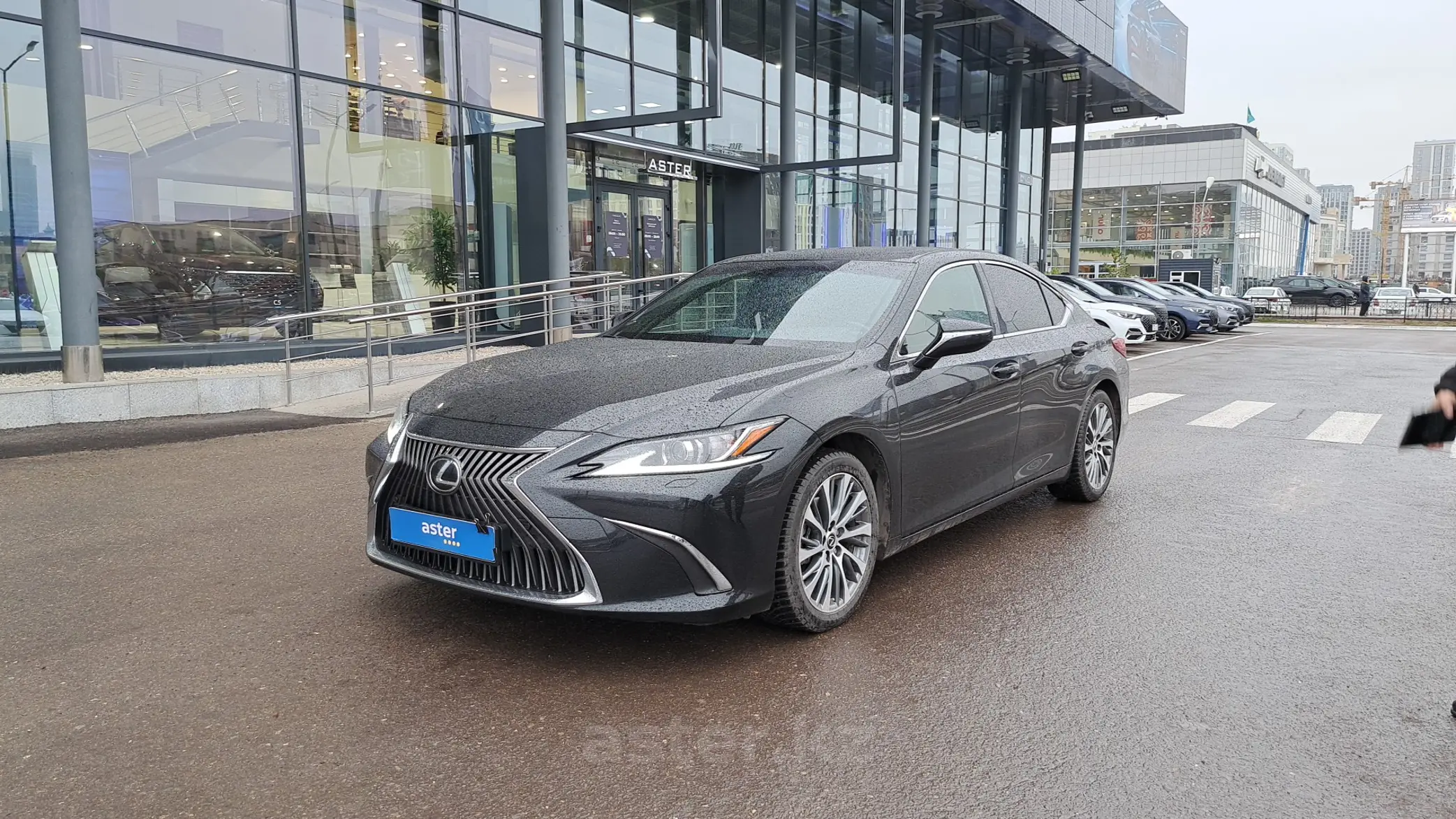 Lexus ES 2021