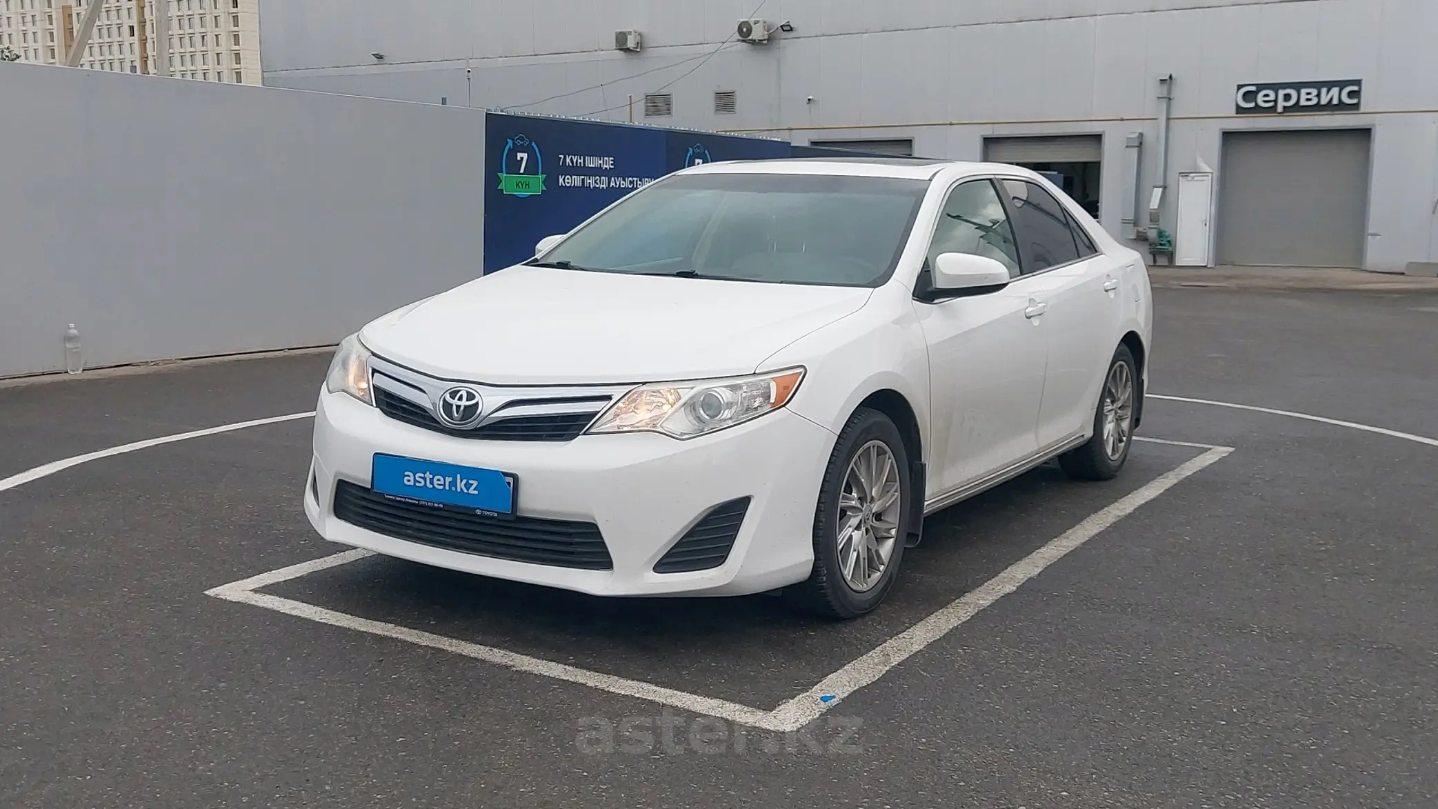 Toyota Camry 2014