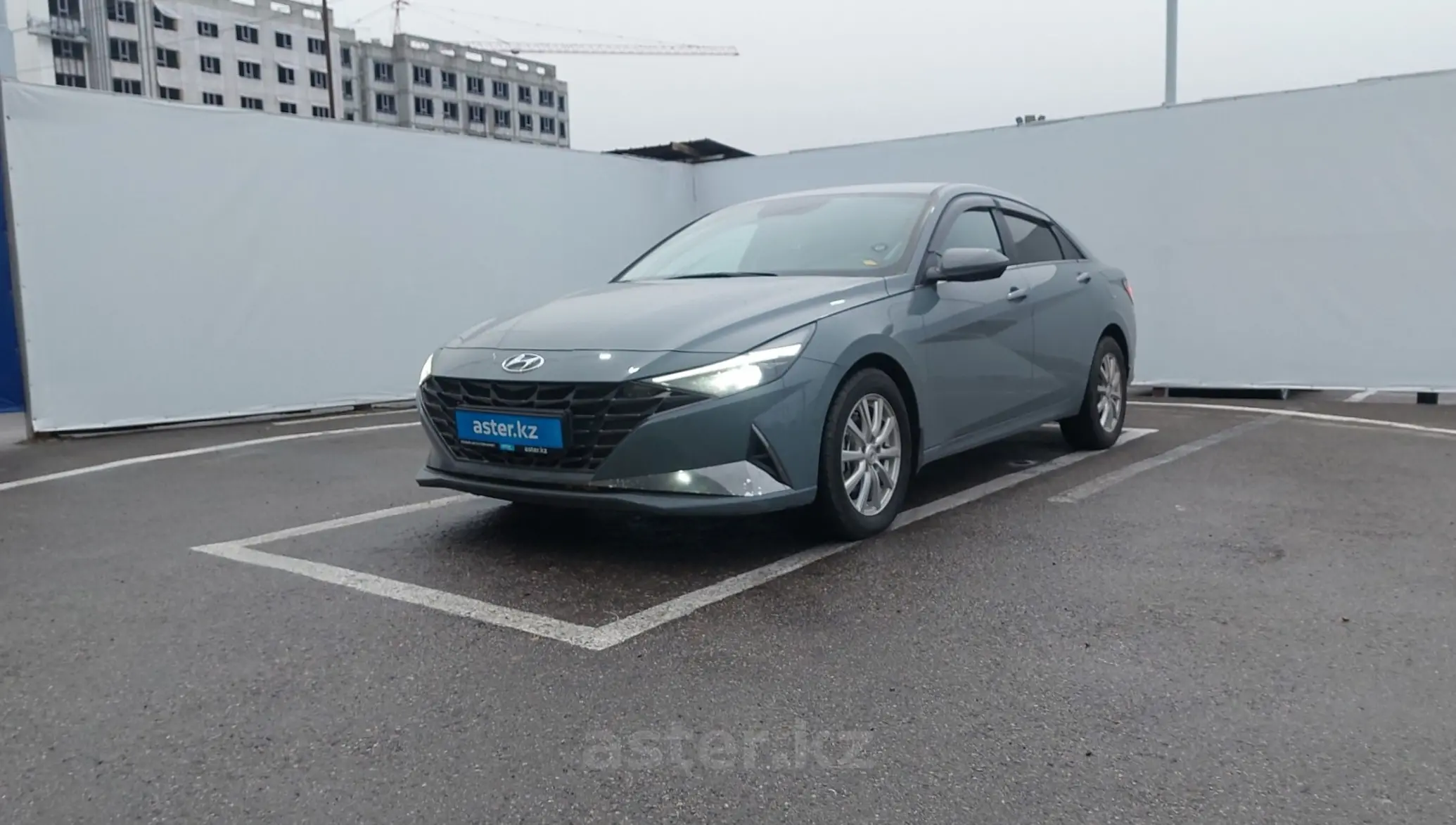 Hyundai Elantra 2021