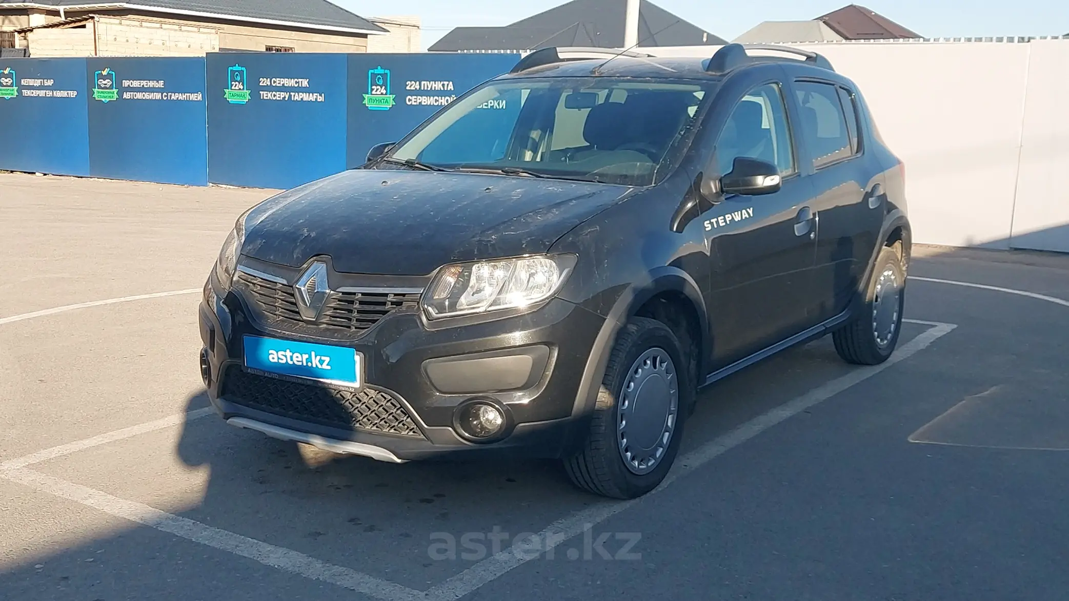 Renault Sandero 2015