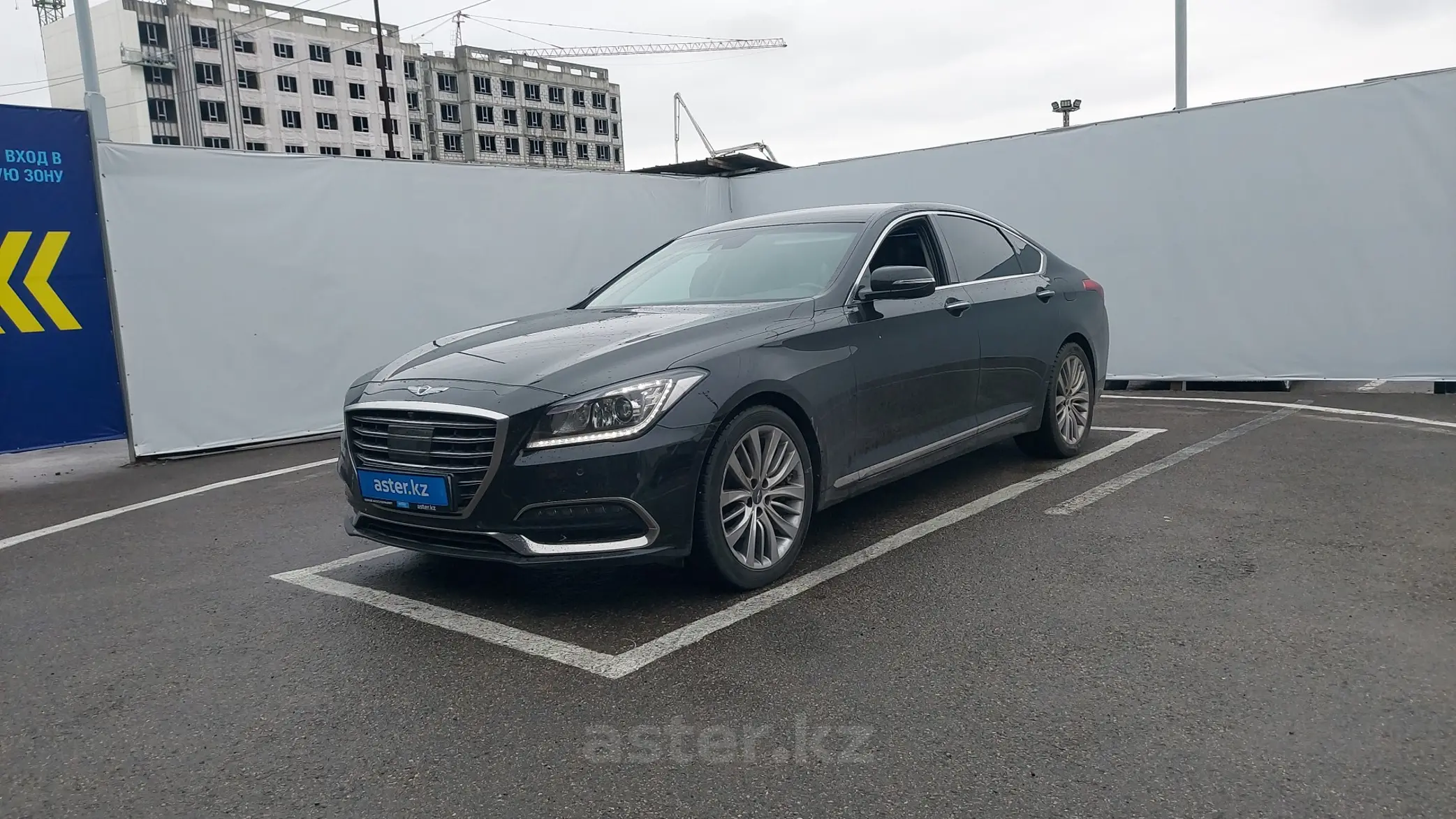 Hyundai Genesis 2016