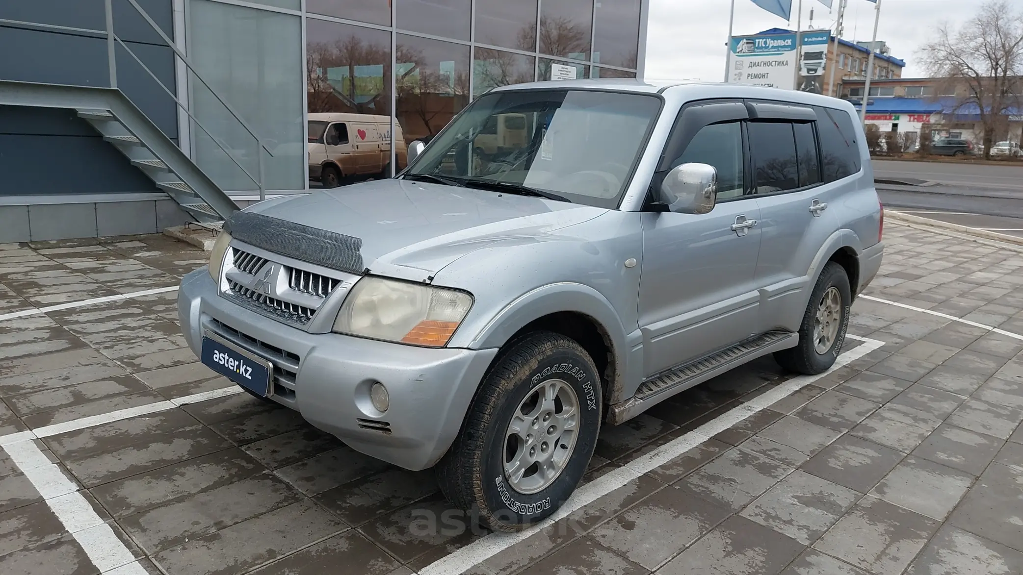 Mitsubishi Pajero 2004