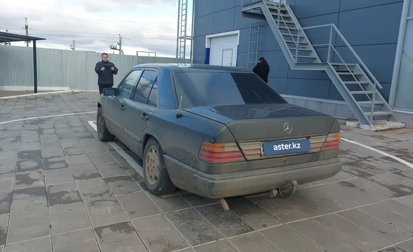 Mercedes-Benz W124 1989 года за 1 500 000 тг. в Уральск фото 4