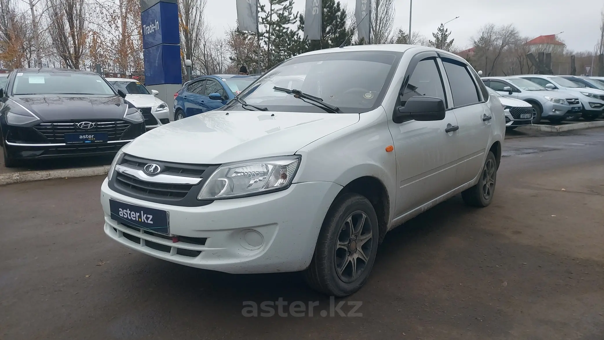 LADA (ВАЗ) Granta 2013