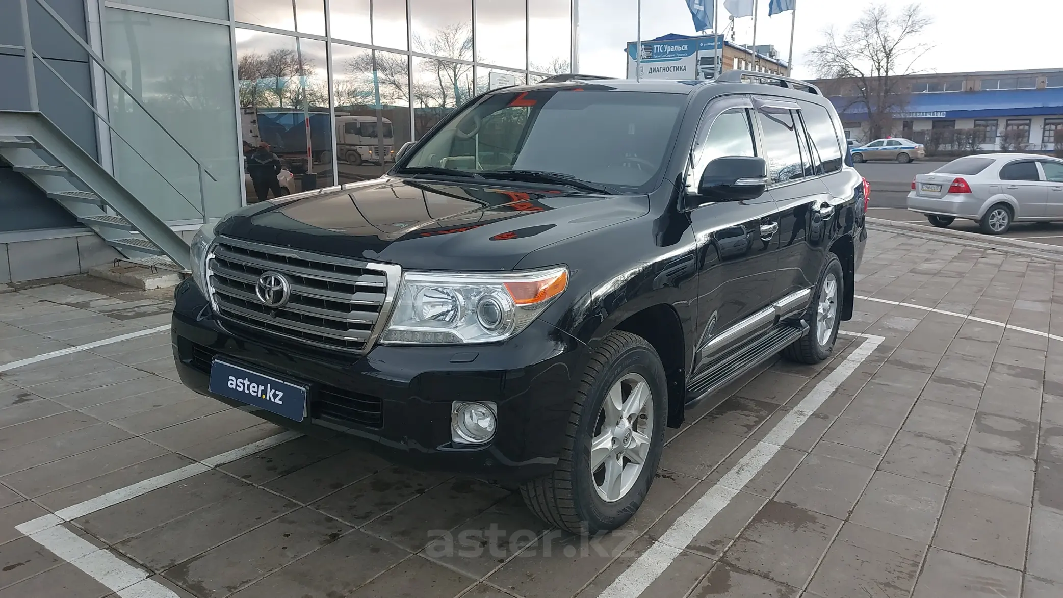 Toyota Land Cruiser 2012