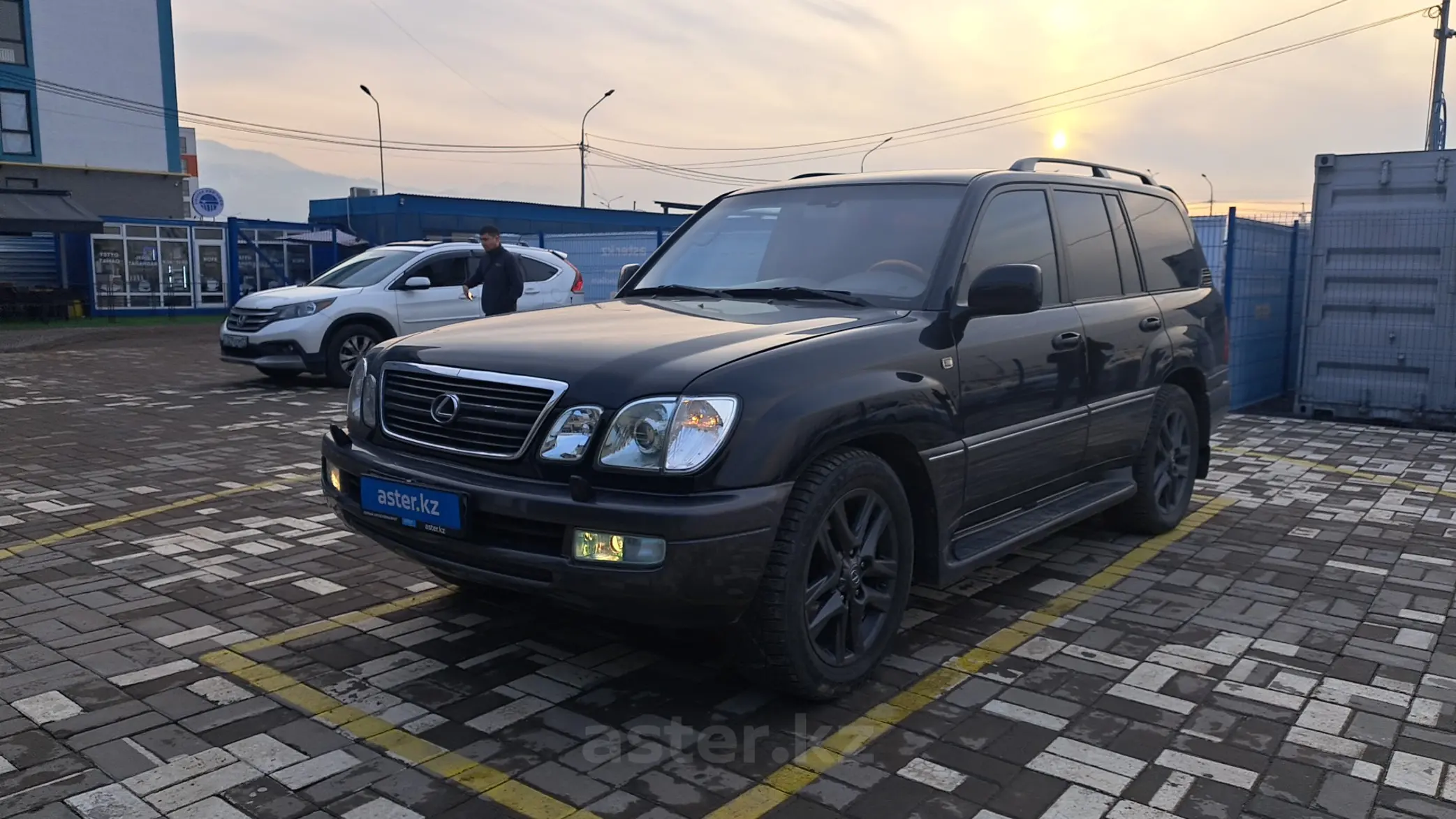 Lexus LX 2005