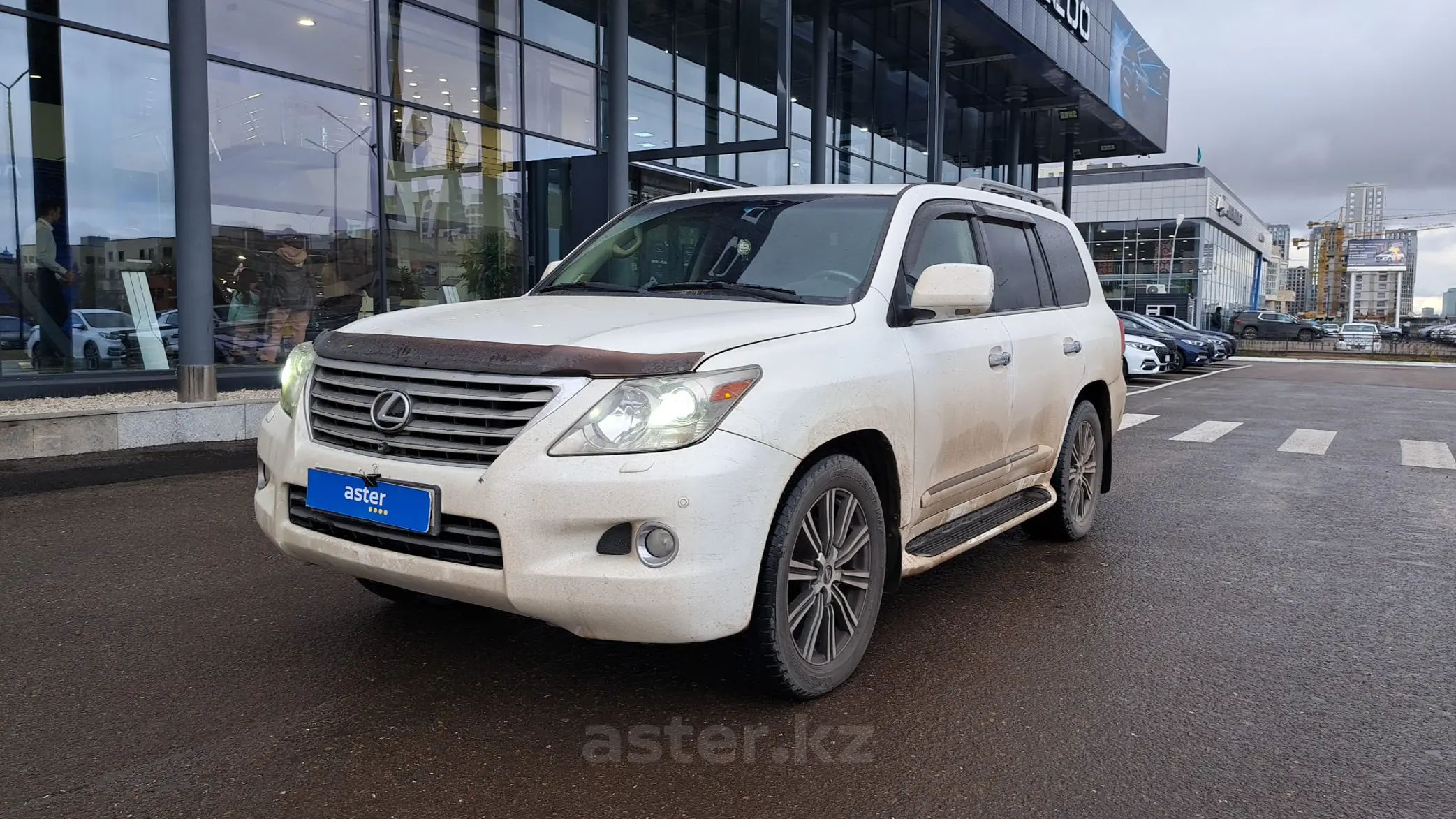 Lexus LX 2008