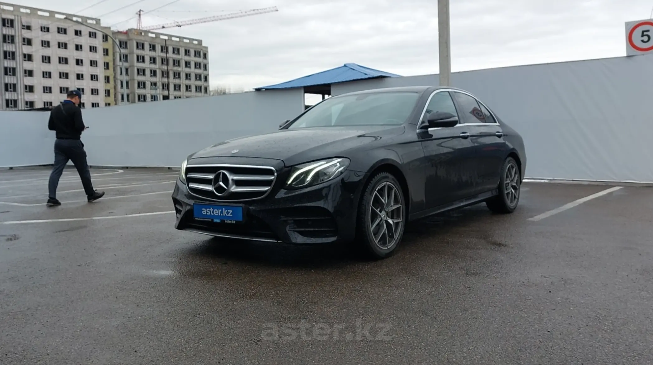 Mercedes-Benz E-Класс 2017