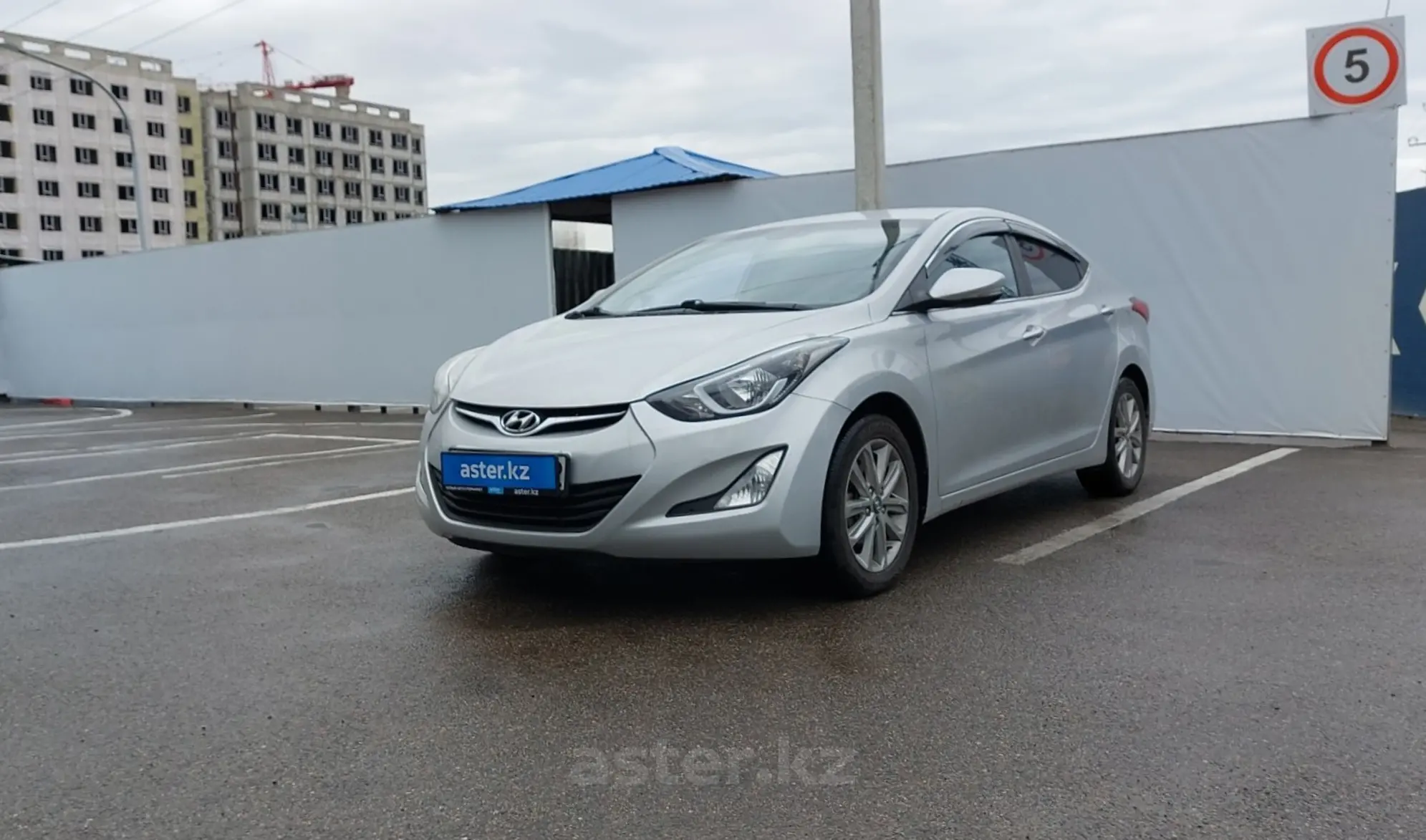 Hyundai Elantra 2014