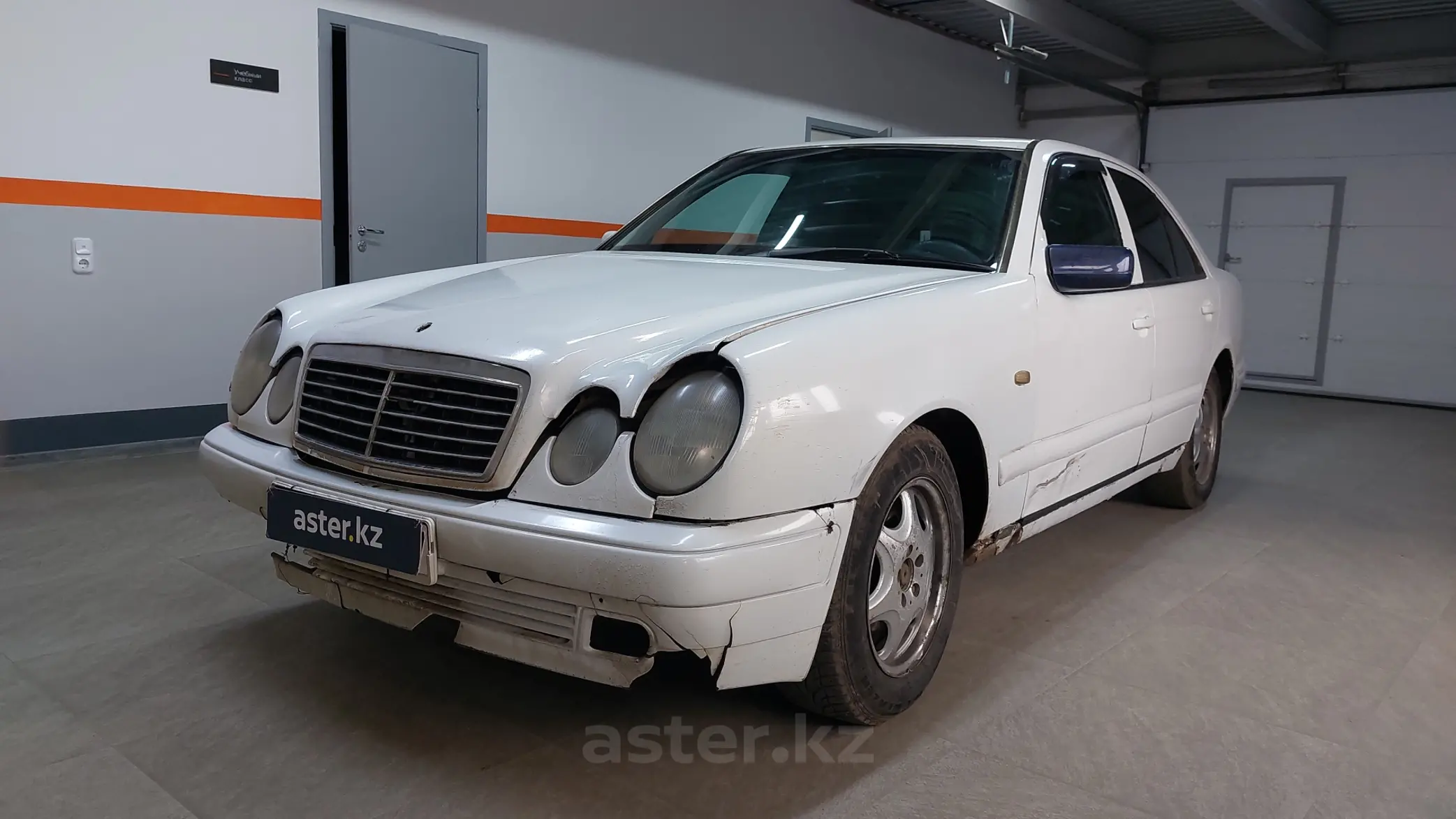 Mercedes-Benz E-Класс 1995