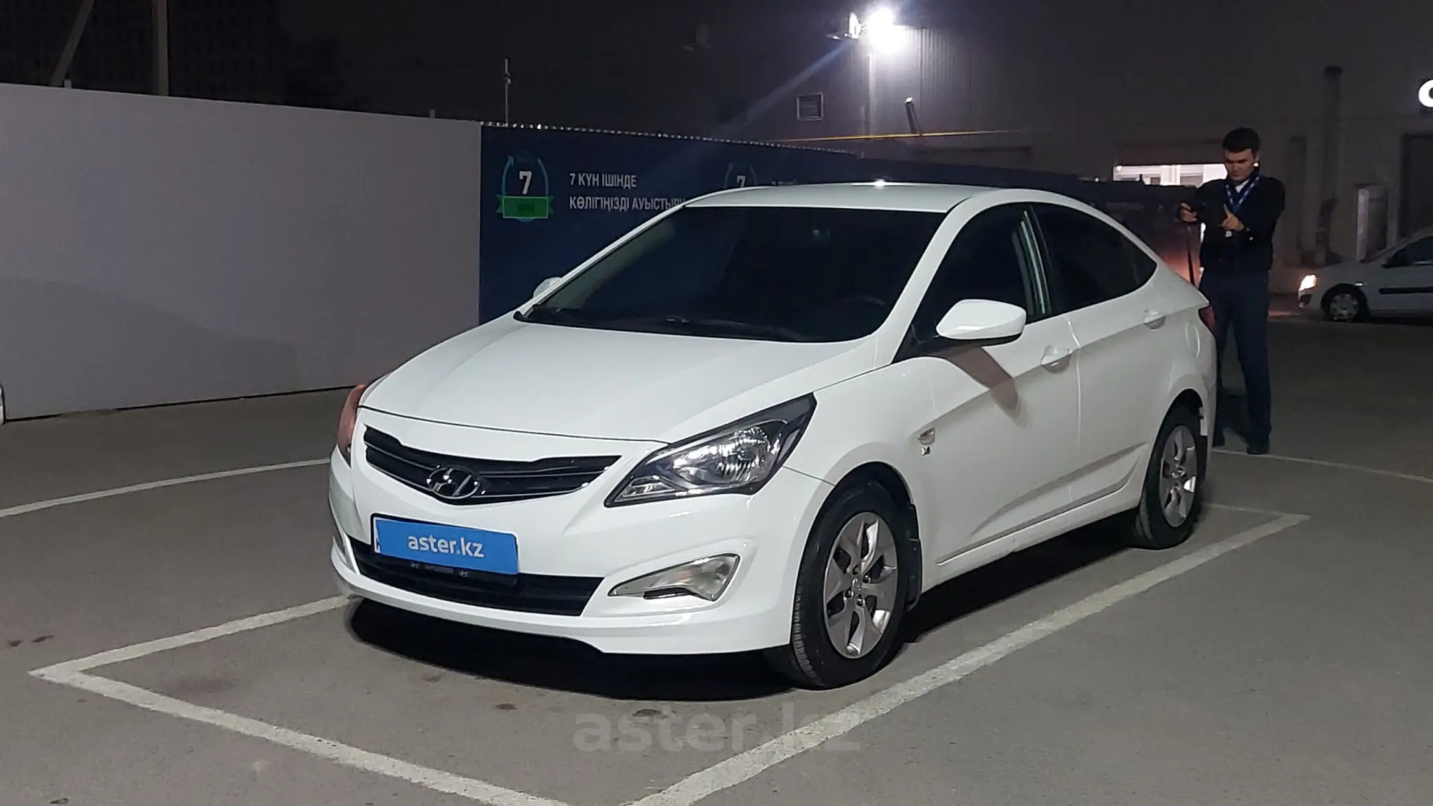 Hyundai Accent 2015