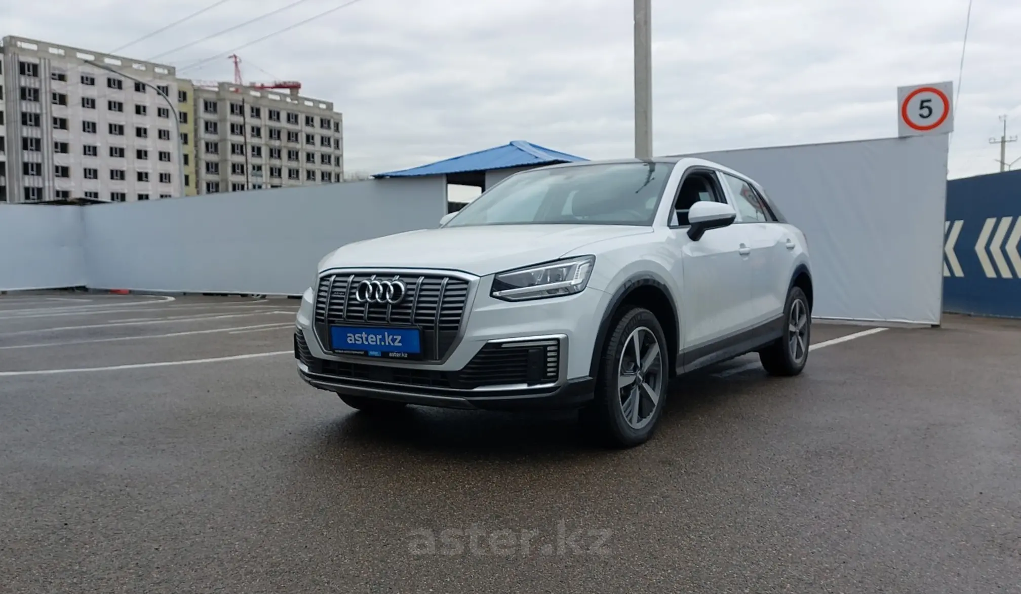 Audi Q4 e-tron 2021