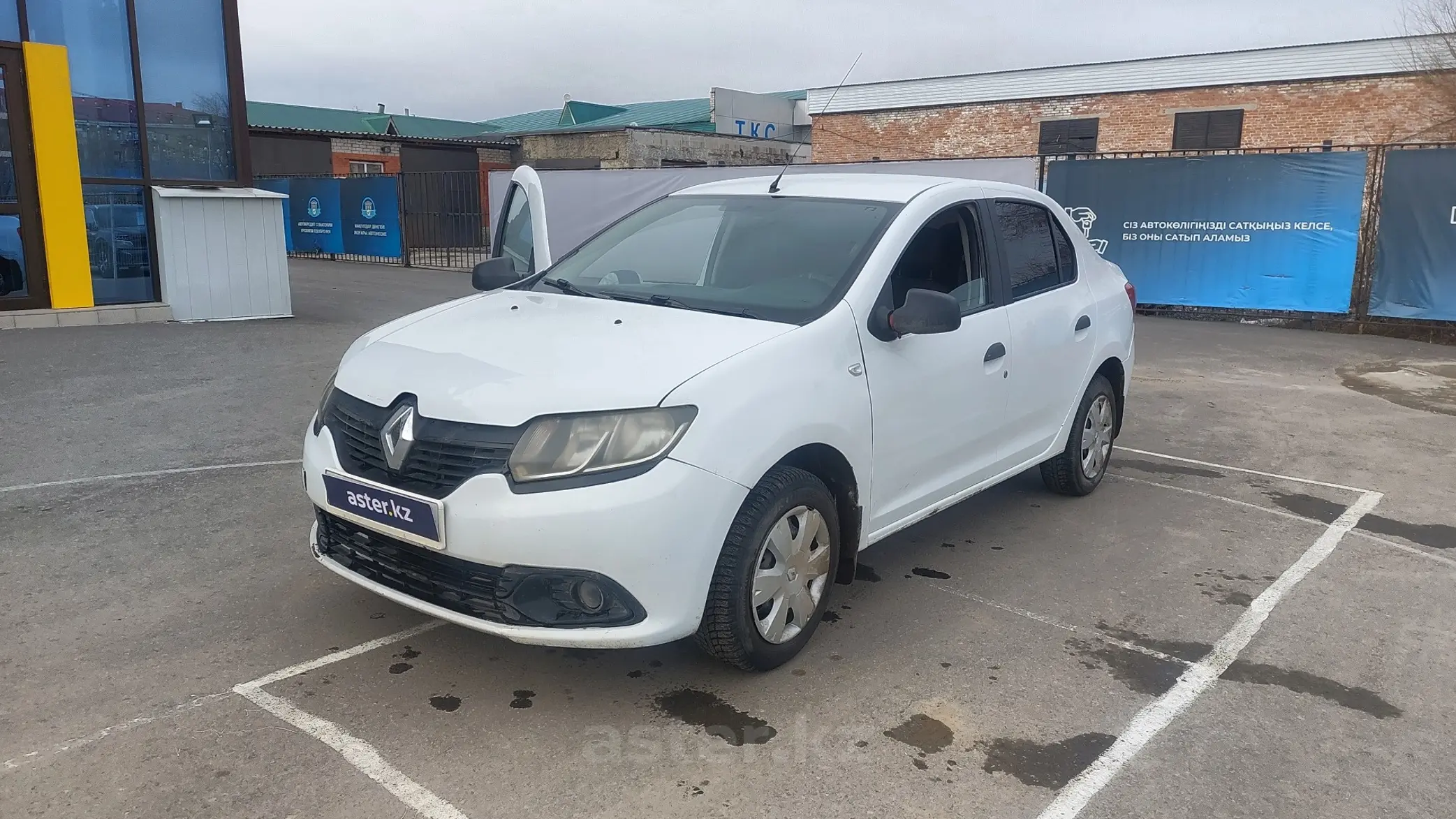 Renault Logan 2015