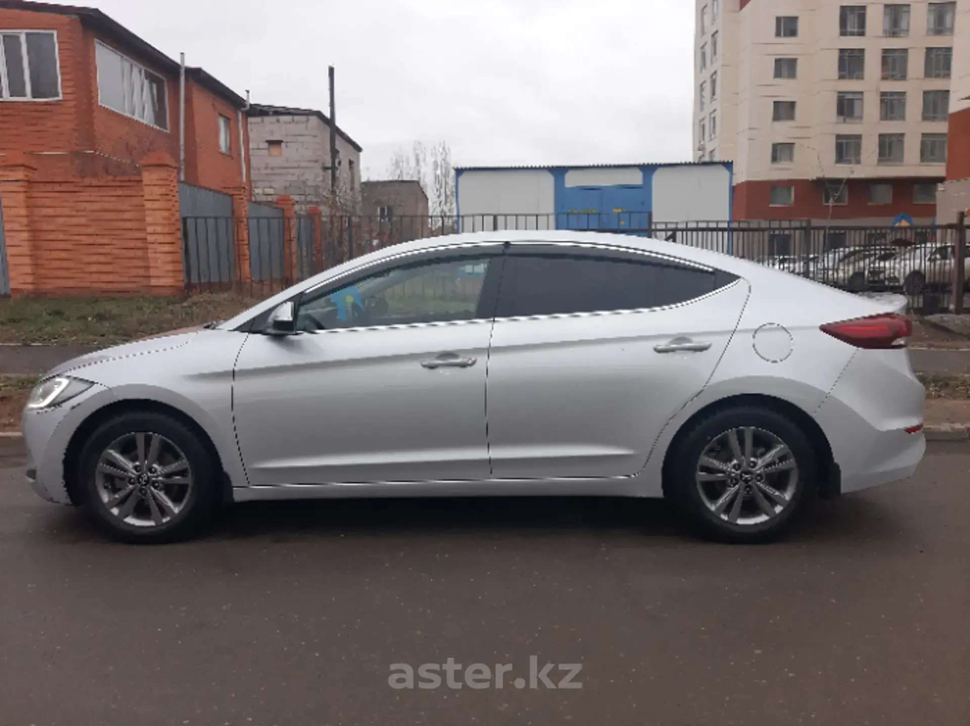 Hyundai Elantra 2018