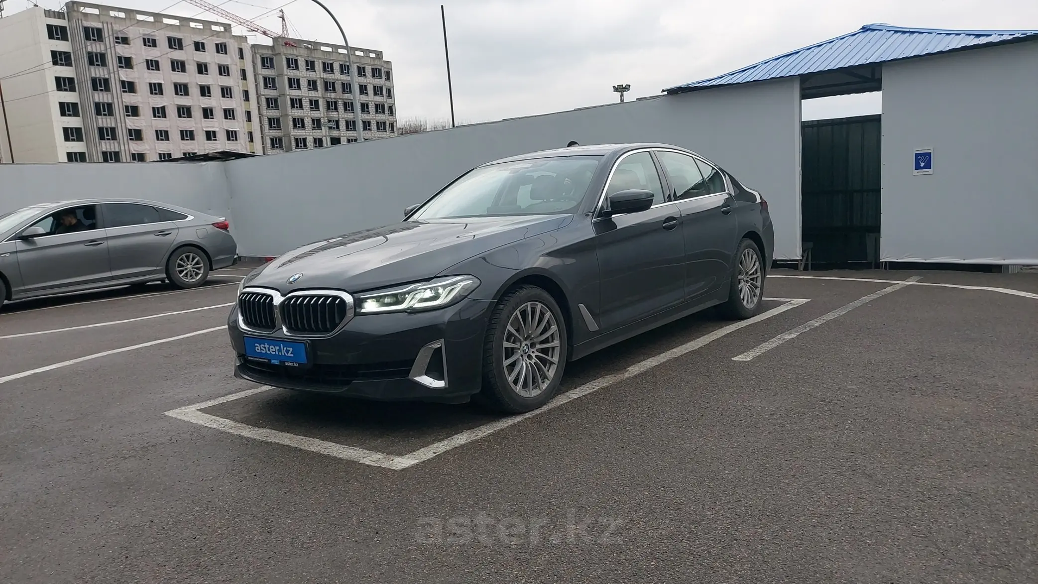 BMW 5 серии 2021