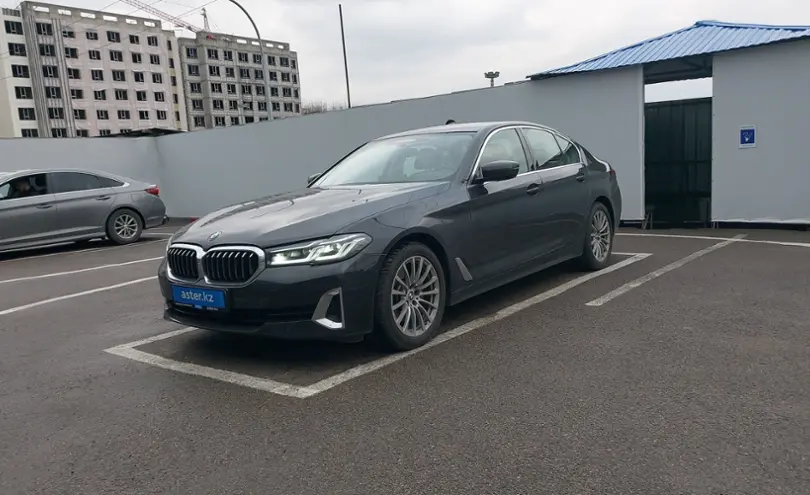 BMW 5 серии 2021 года за 27 000 000 тг. в Алматы