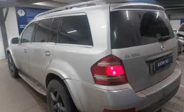 Mercedes-Benz GL-Класс 2008 года за 10 000 000 тг. в Астана фото 4