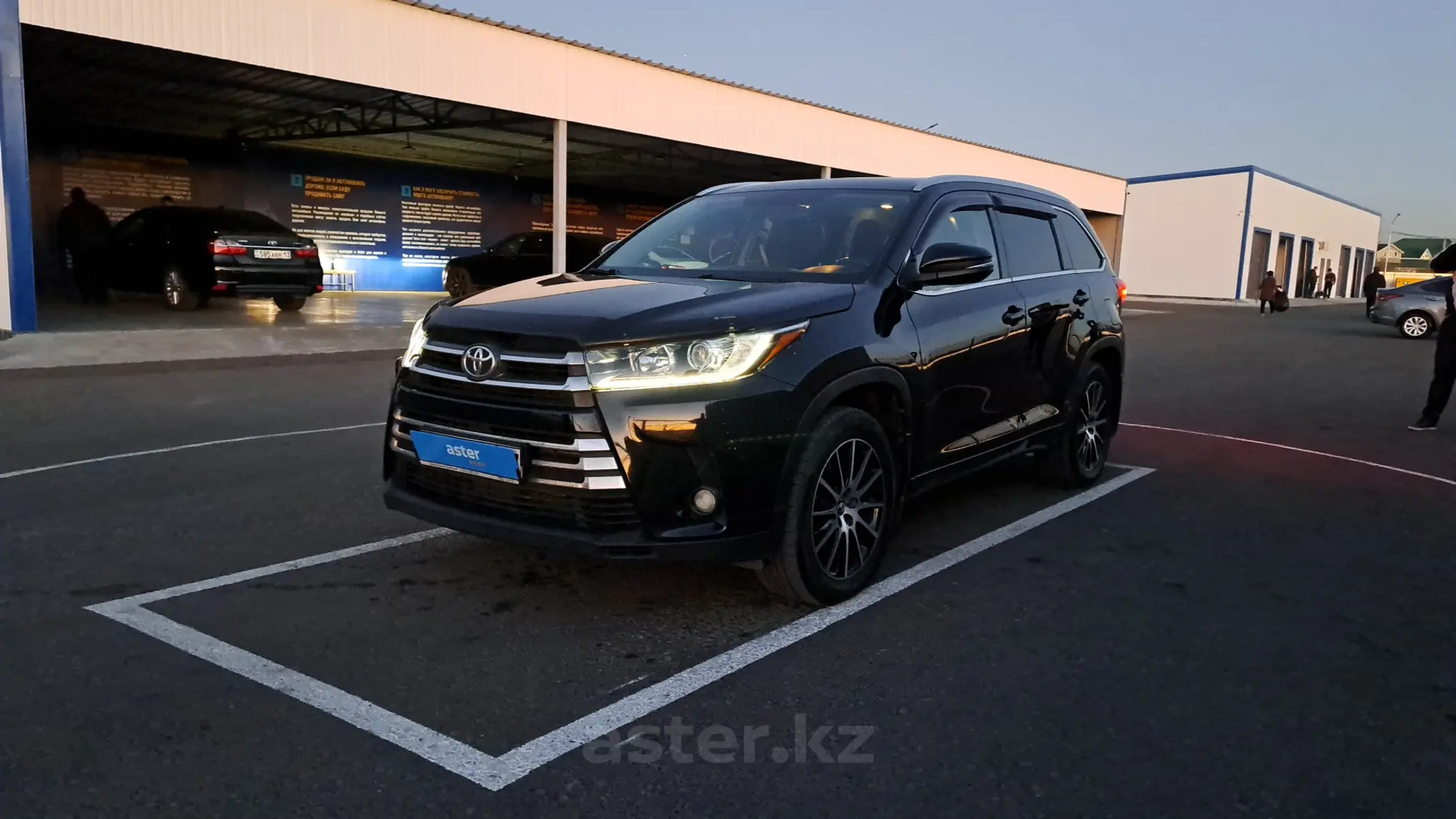 Toyota Highlander 2019