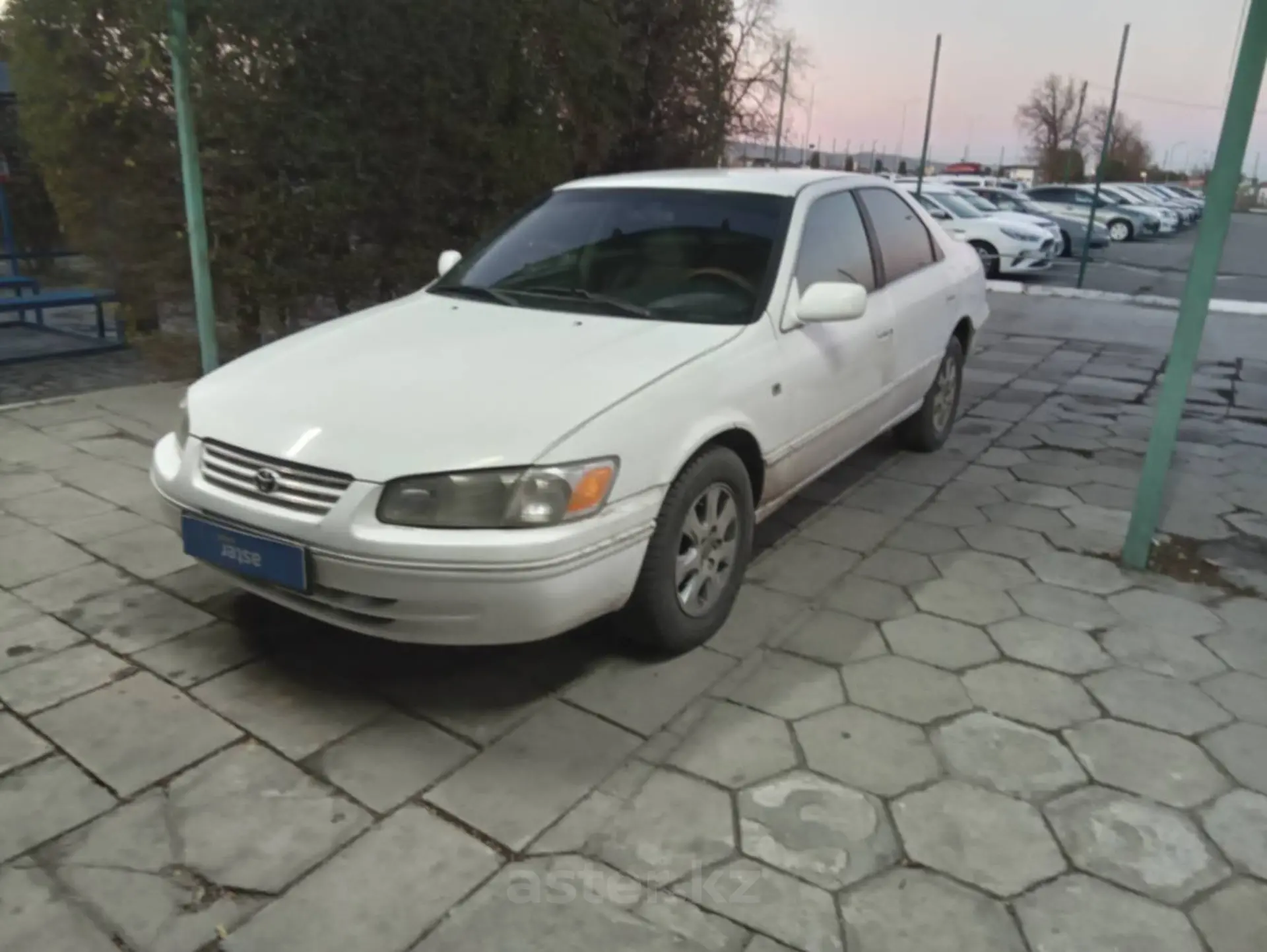 Toyota Camry 2000