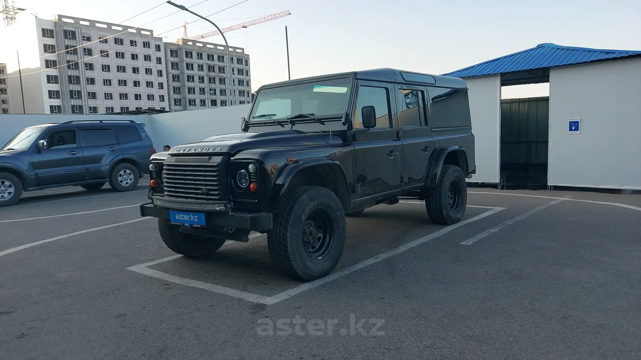 Land Rover Defender 2014