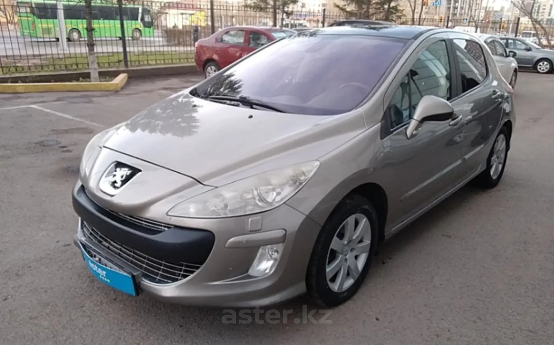 Peugeot 308 2011