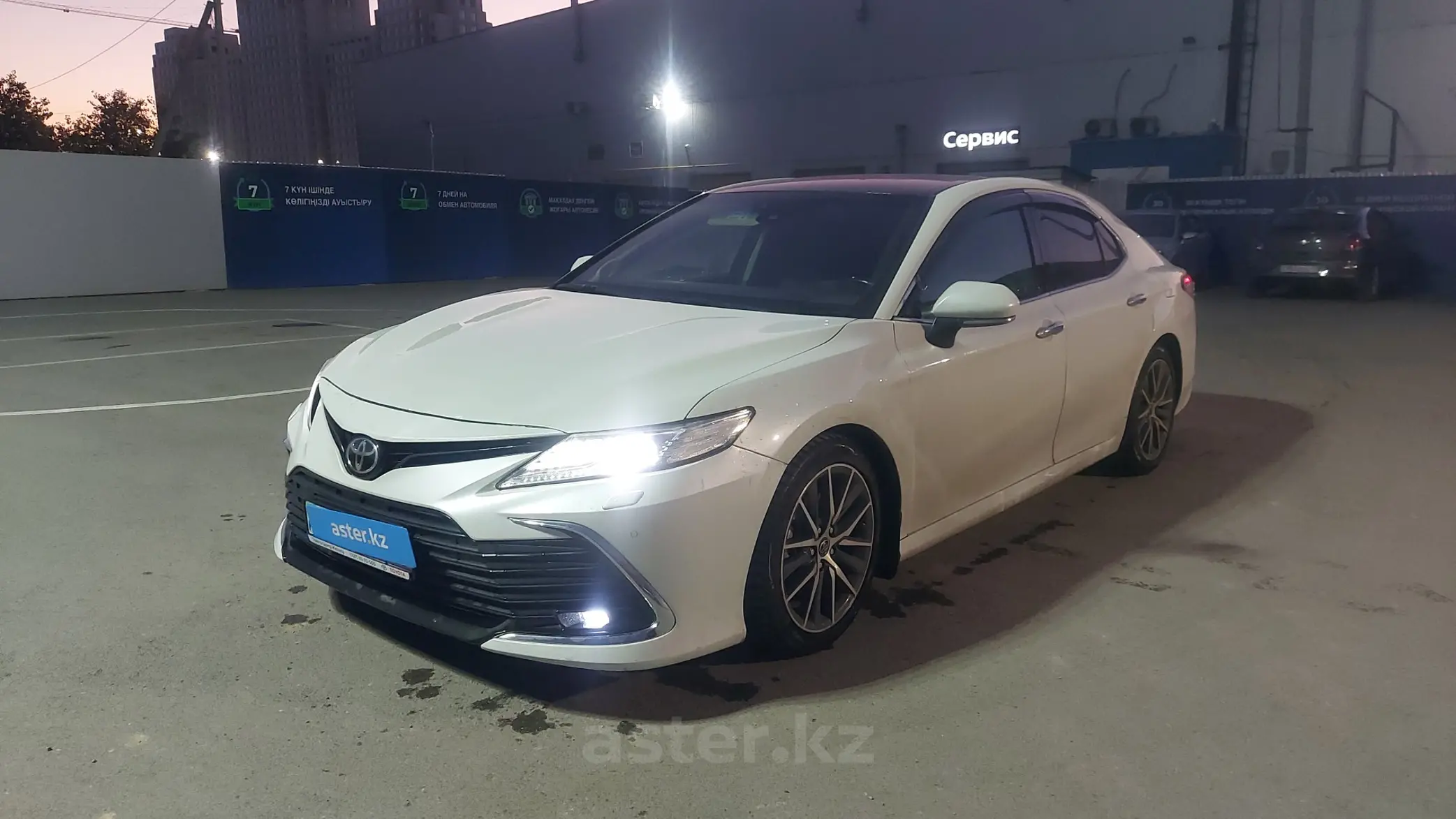 Toyota Camry 2018