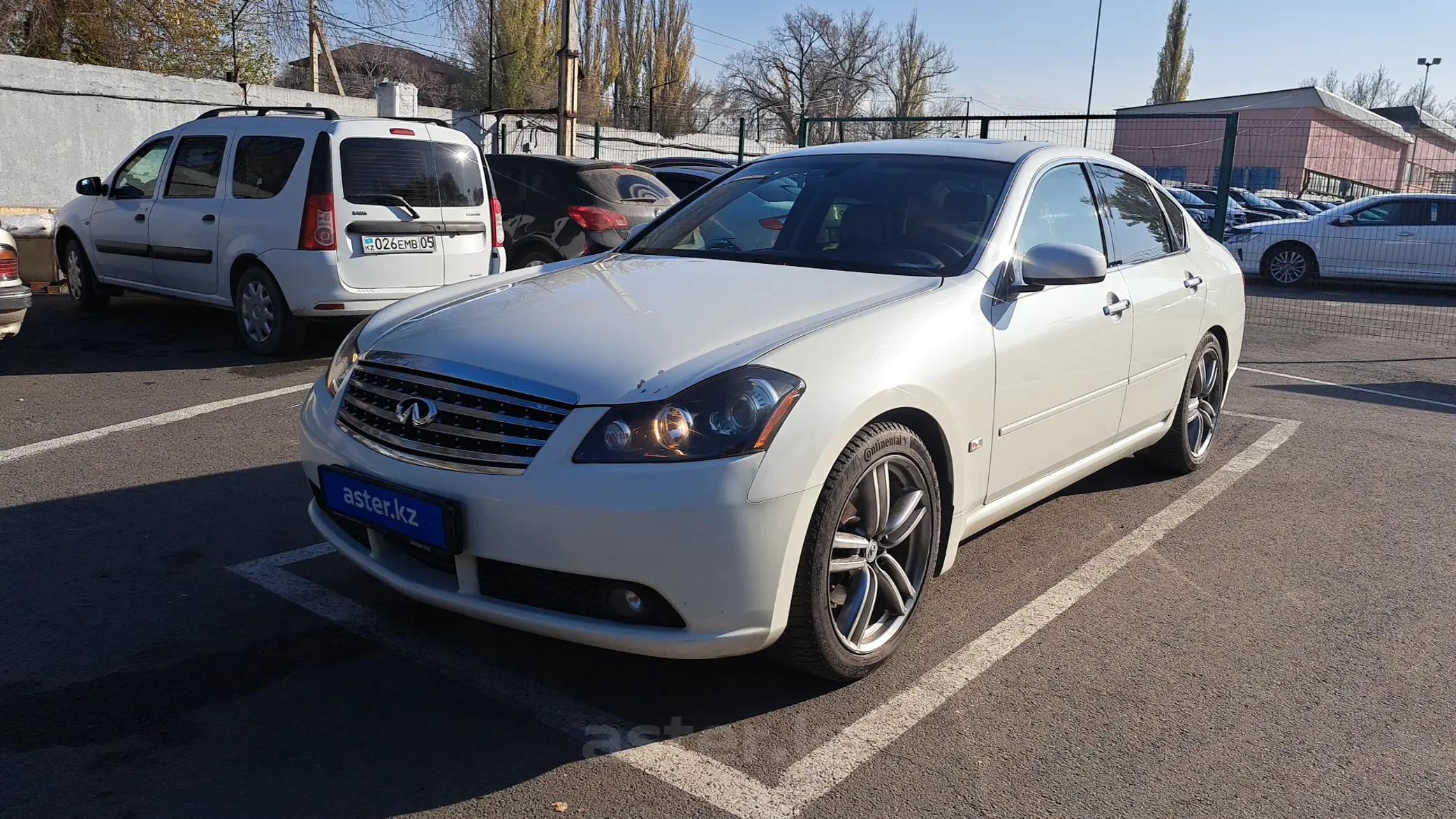 Infiniti M 2006