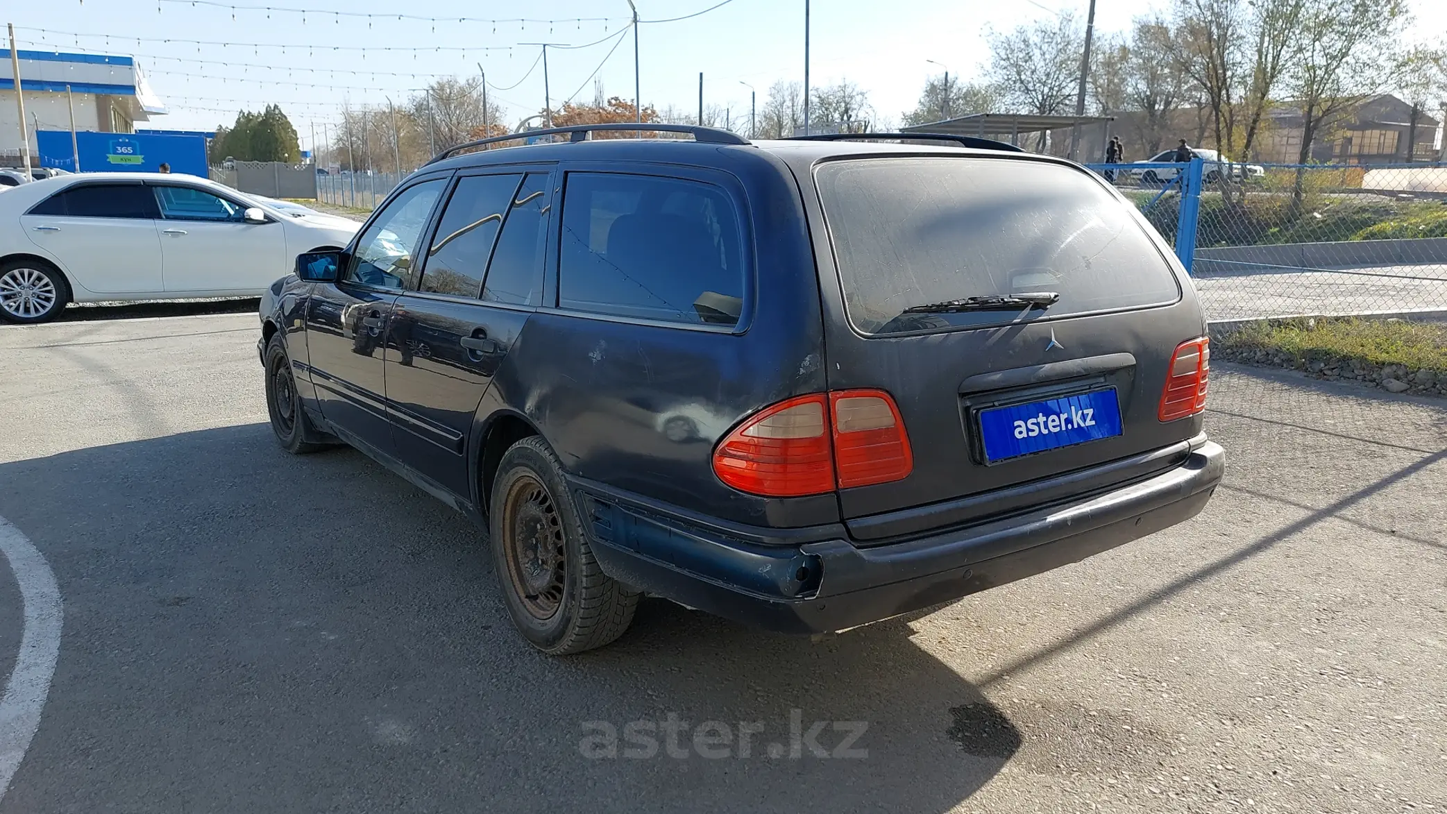 Купить Mercedes-Benz E-Класс 1997 года в Таразе, цена 2300000 тенге.  Продажа Mercedes-Benz E-Класс в Таразе - Aster.kz. №c956218