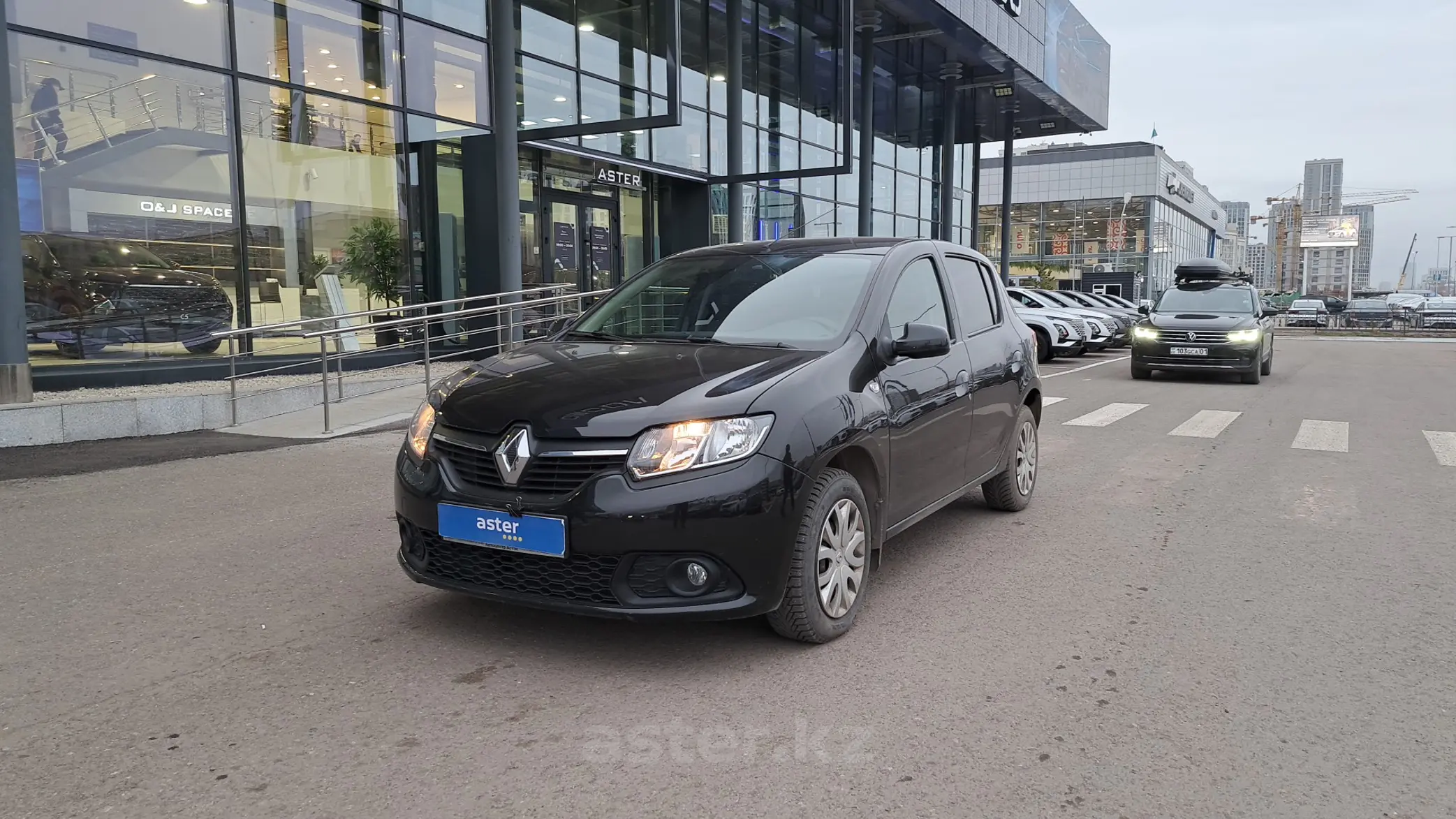 Renault Sandero 2015