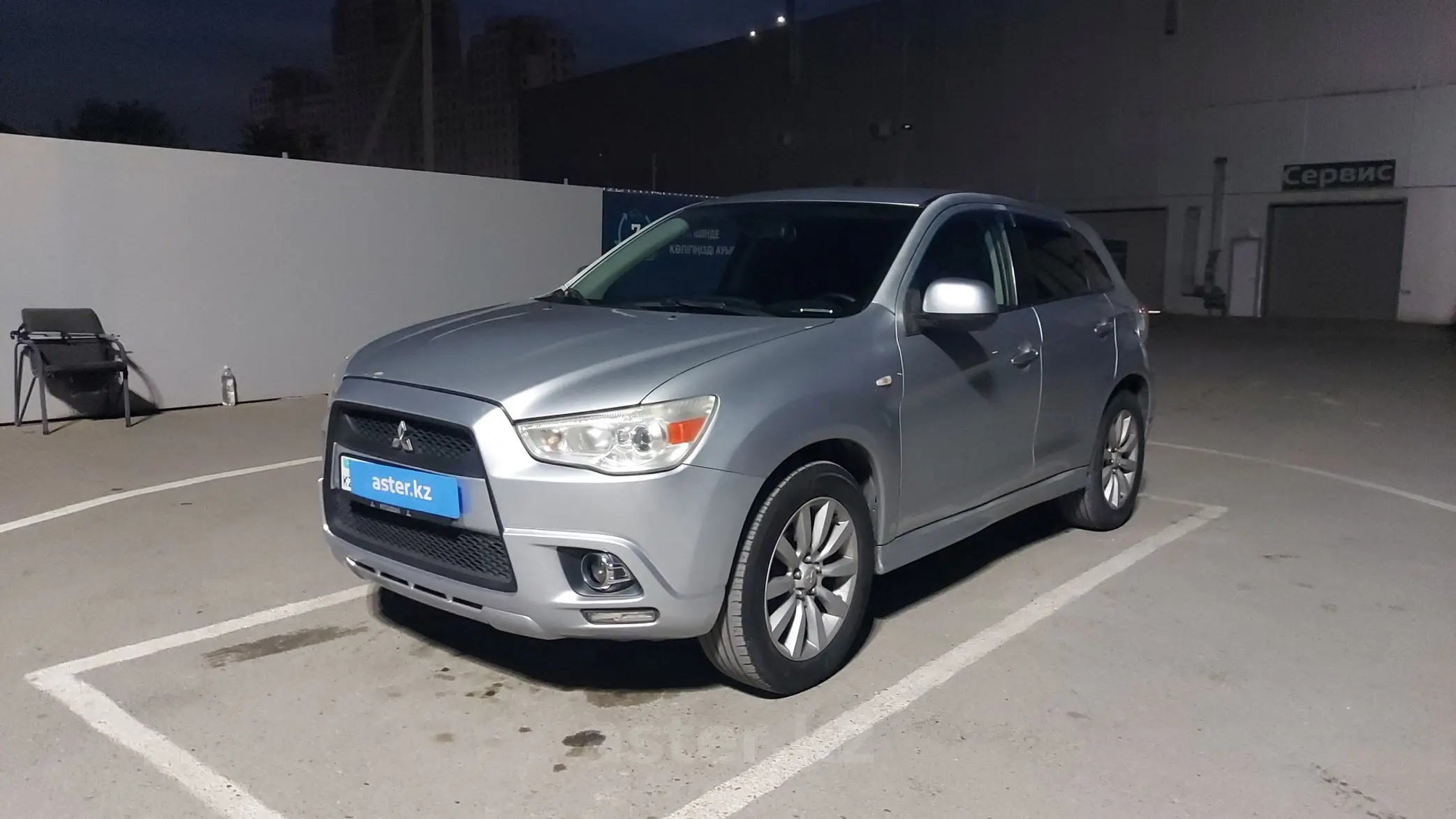 Mitsubishi Outlander Sport 2011