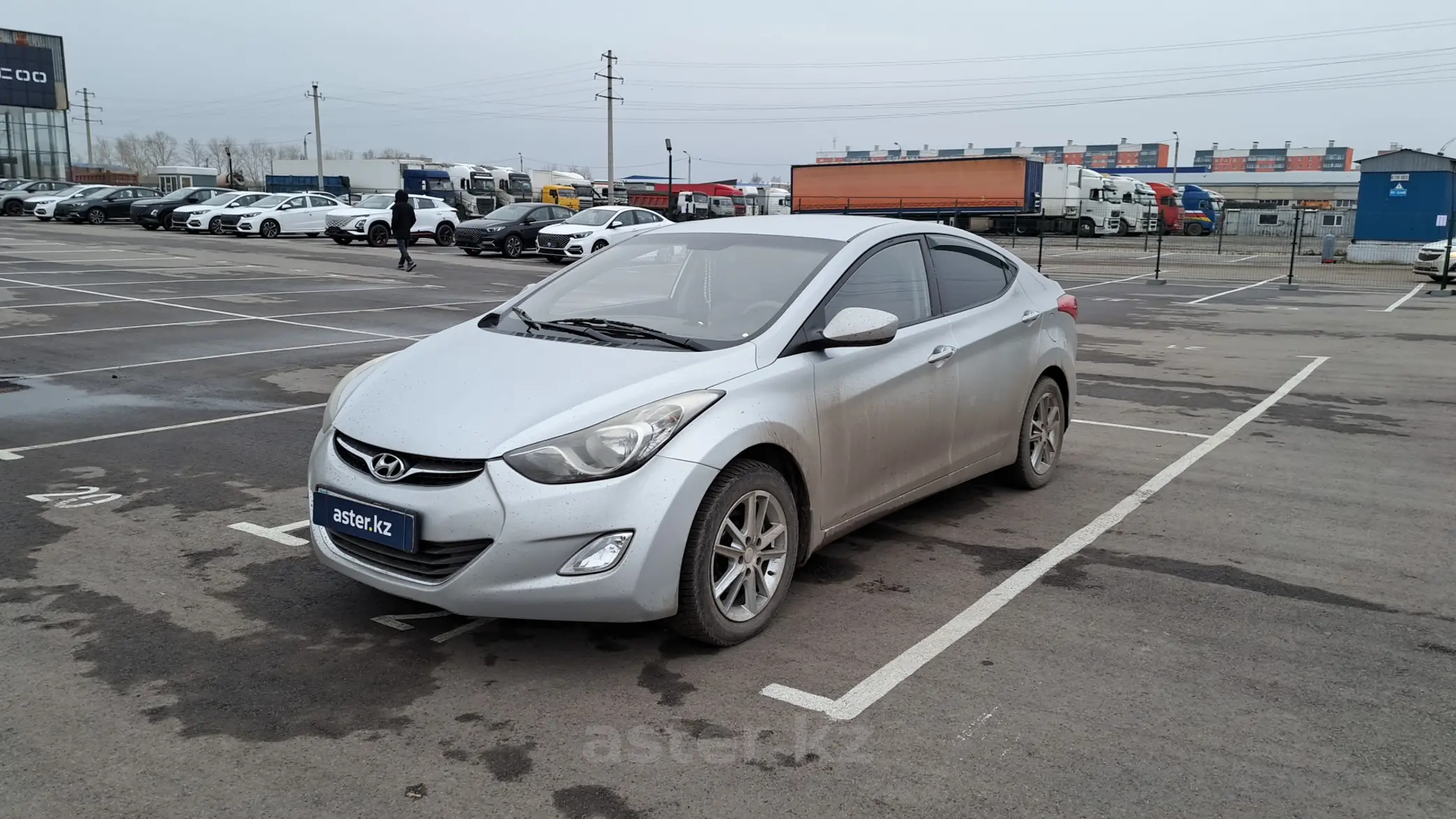 Hyundai Elantra 2012