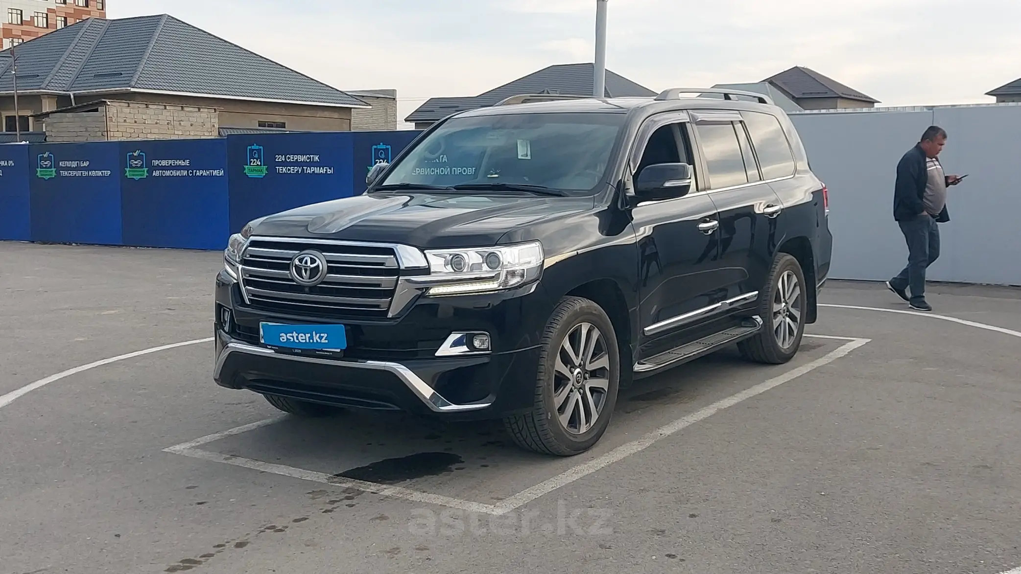 Toyota Land Cruiser 2016