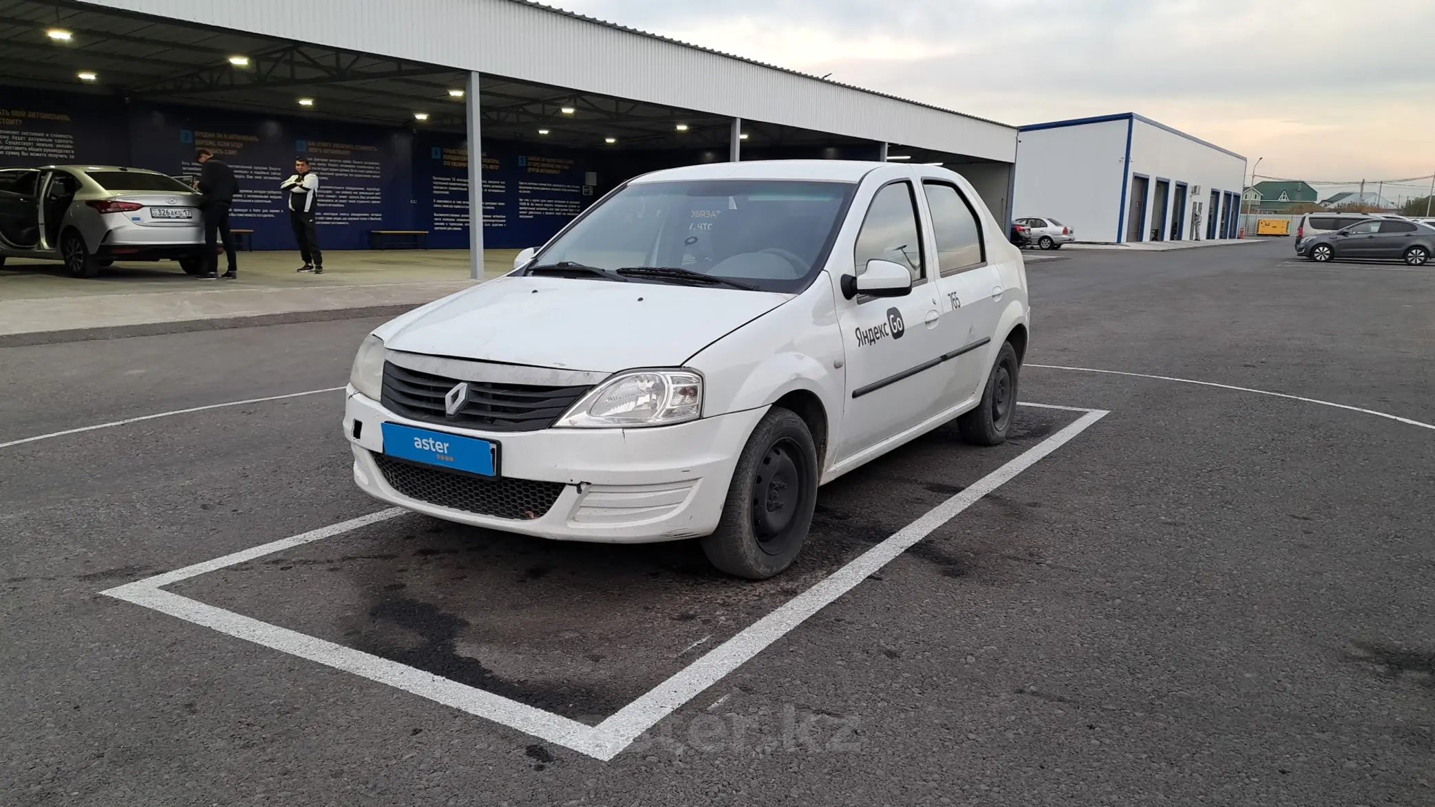 Renault Logan 2014