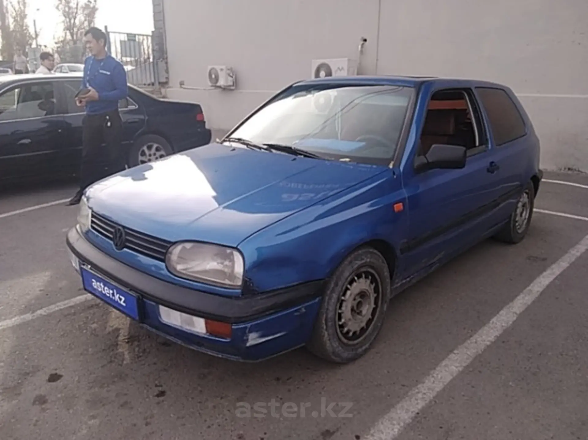 Купить Volkswagen Golf 1994 года в Таразе, цена 1500000 тенге. Продажа  Volkswagen Golf в Таразе - Aster.kz. №c957421