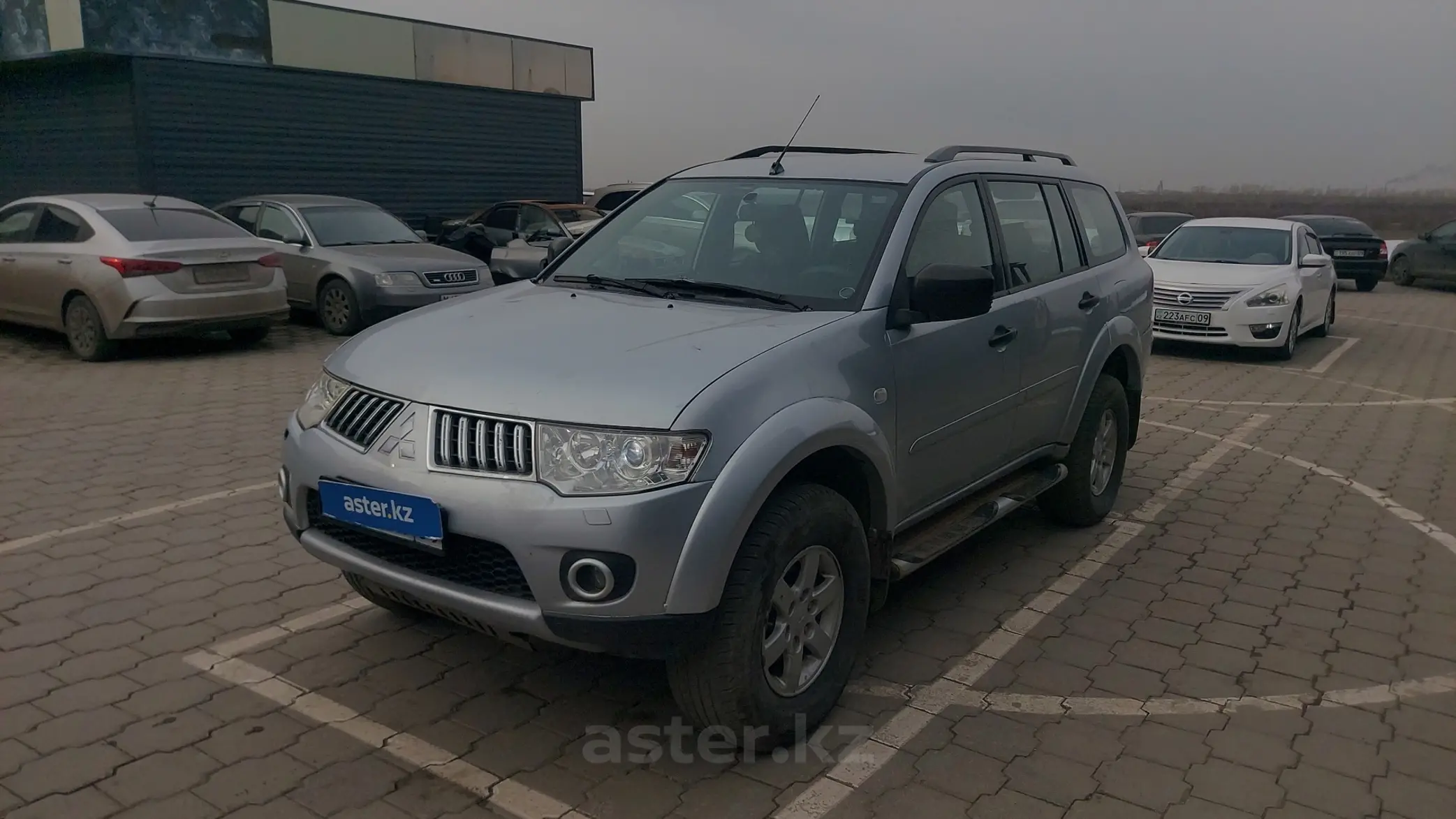 Mitsubishi Pajero Sport 2010