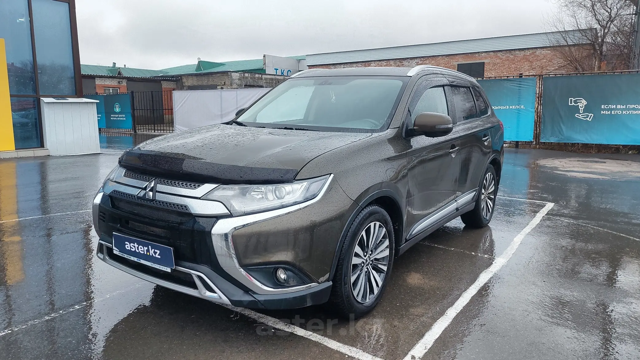 Mitsubishi Outlander 2019