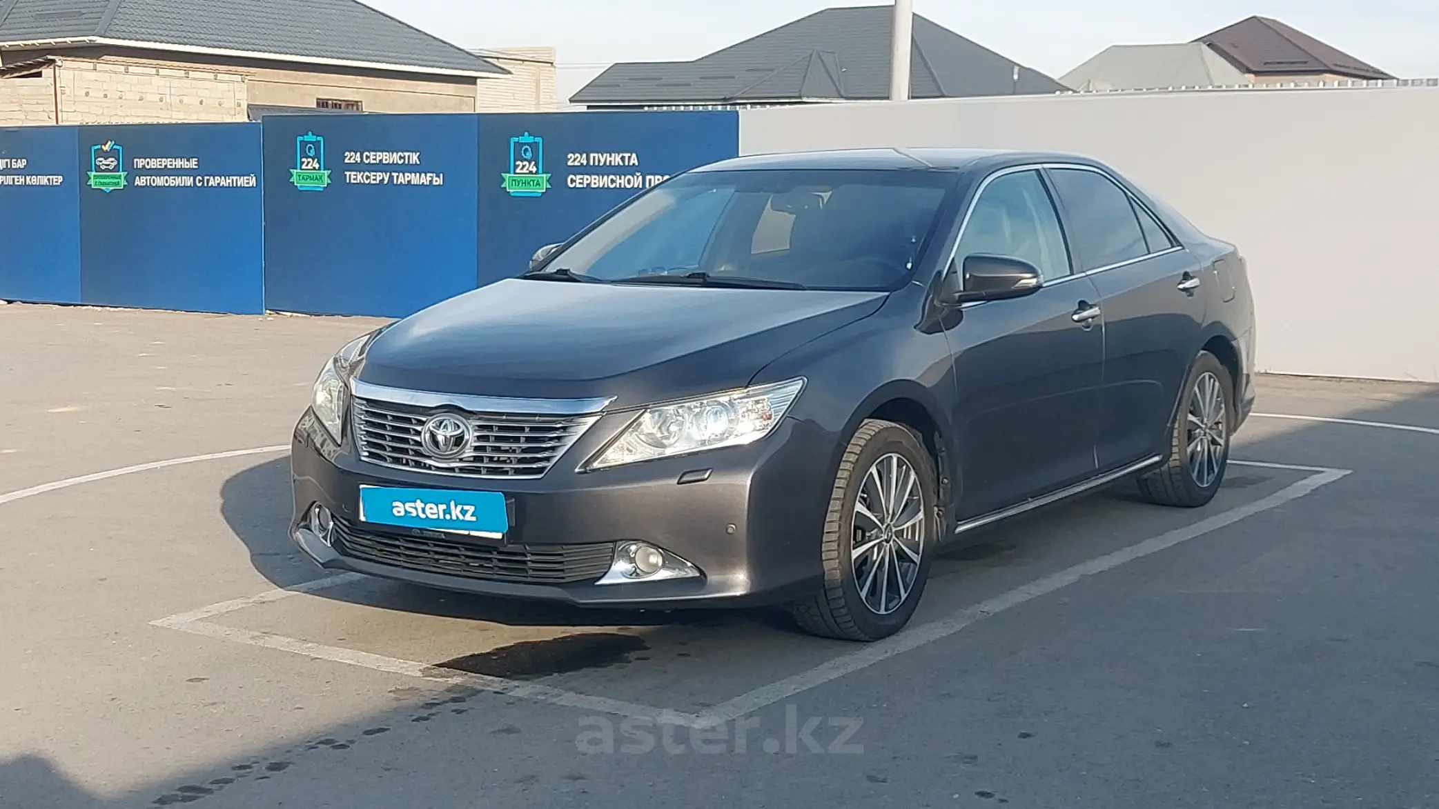 Toyota Camry 2014