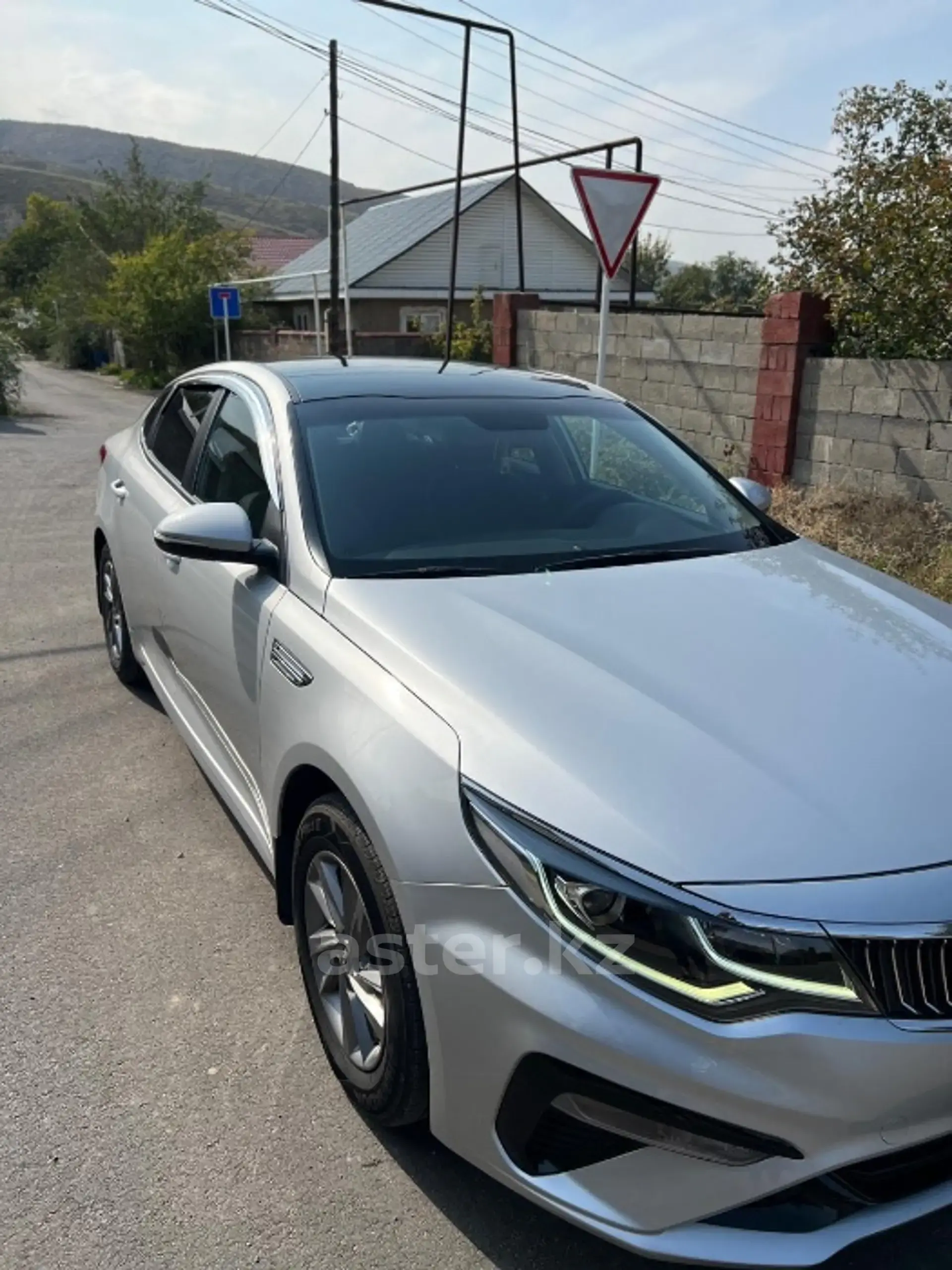 Kia K5 2019